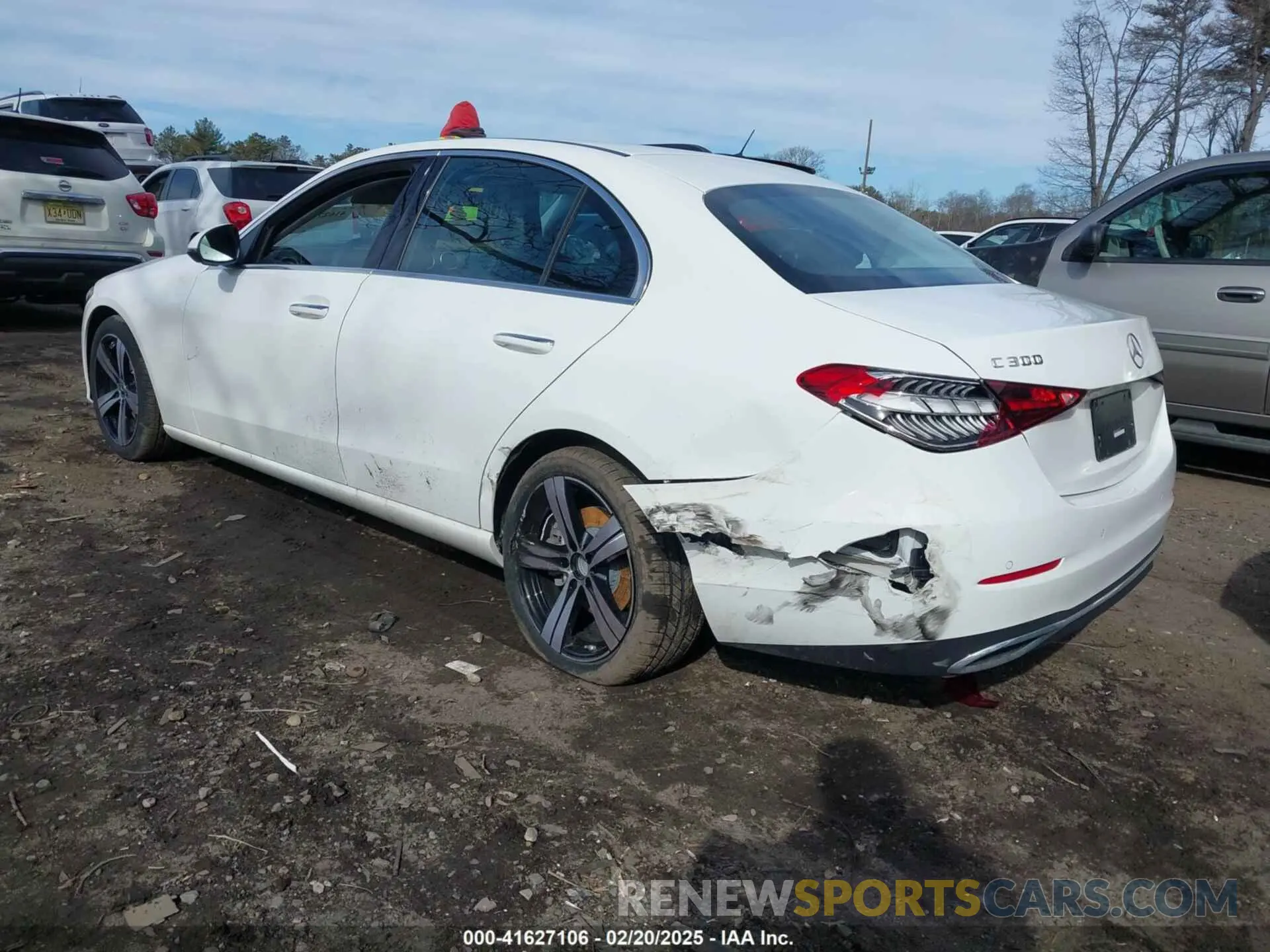 3 fotografías del automóvil dañado W1KAF4HB1SR250139 MERCEDES-BENZ C 300 2025