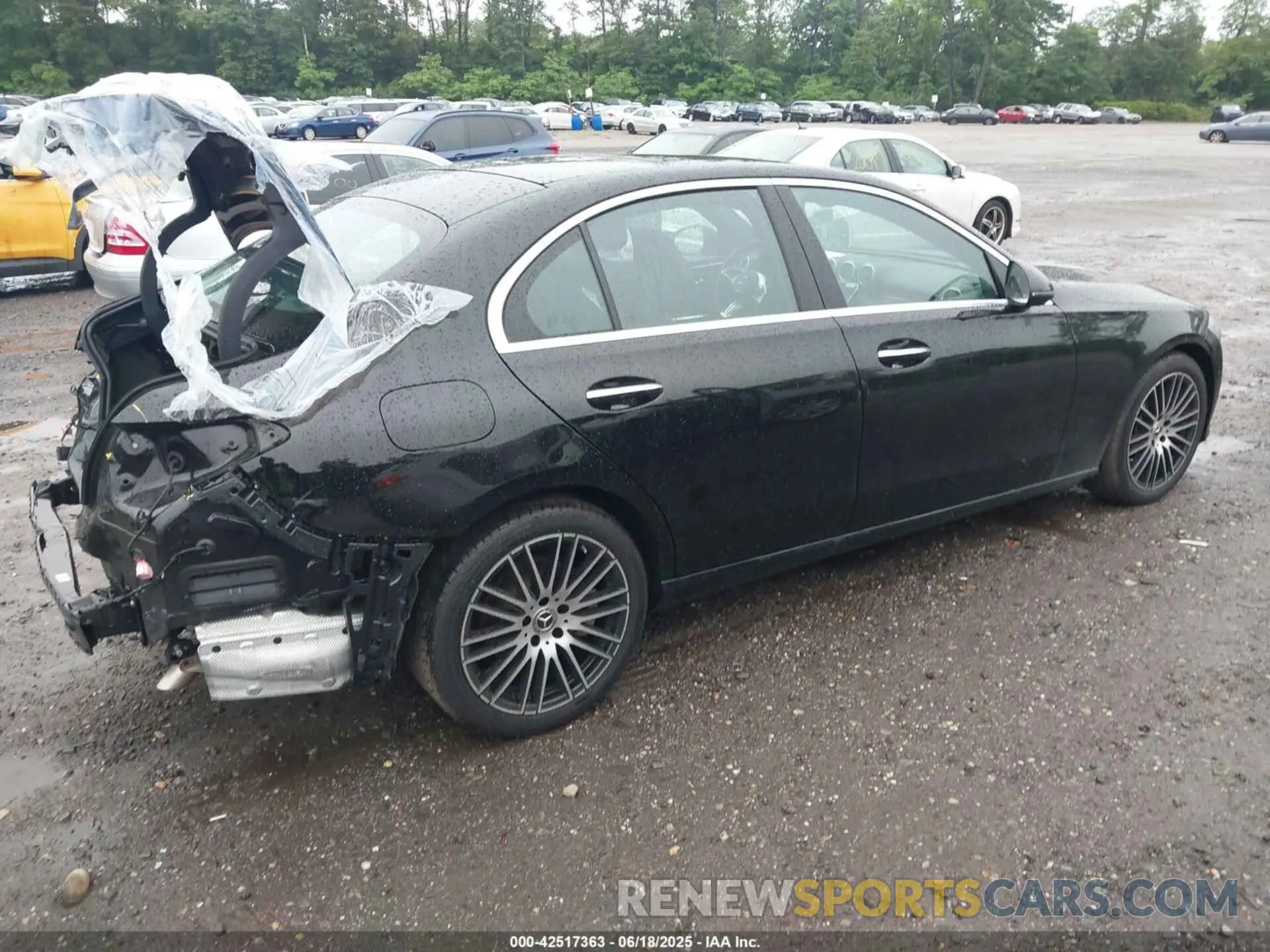 4 fotografías del automóvil dañado W1KAF4HB4SR244402 MERCEDES-BENZ C 300 2025
