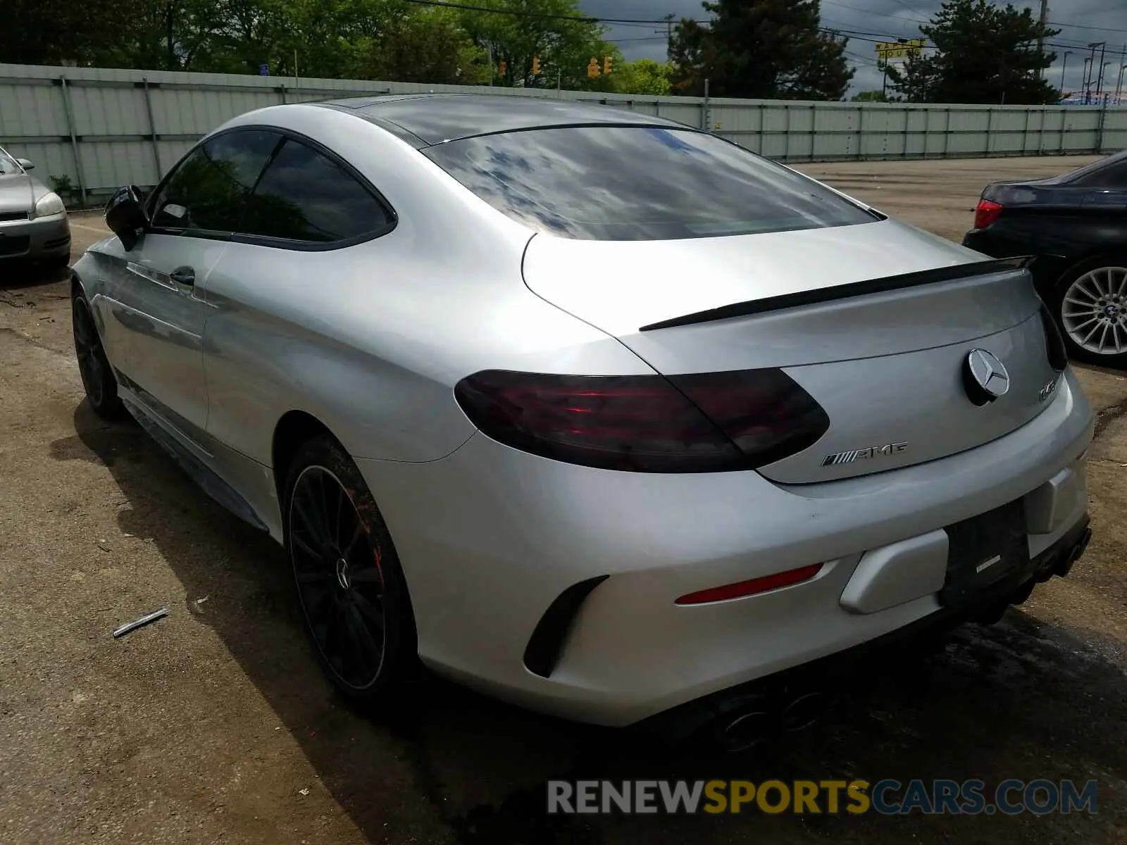 3 fotografías del automóvil dañado WDDWJ6EB8KF922185 MERCEDES-BENZ C 43 AMG 2019