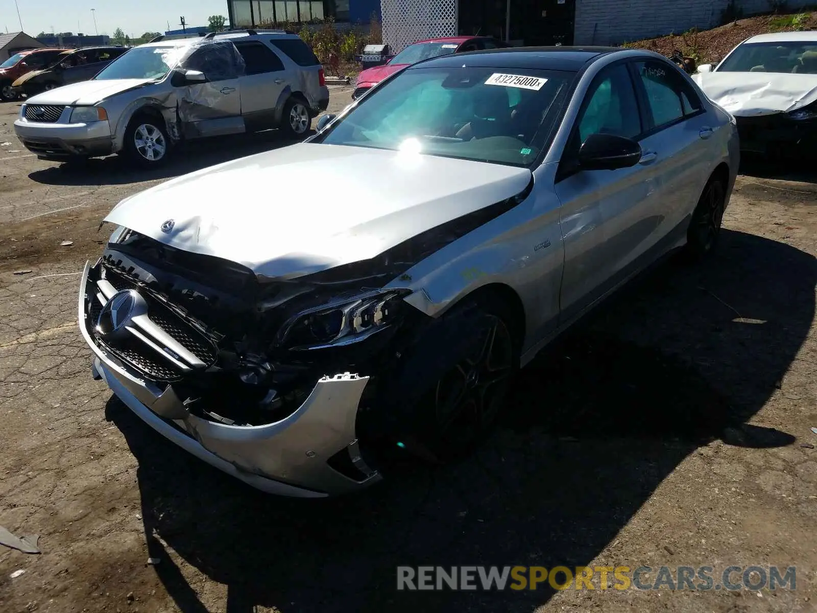 2 fotografías del automóvil dañado W1KWF6EB3LR570425 MERCEDES-BENZ C 43 AMG 2020