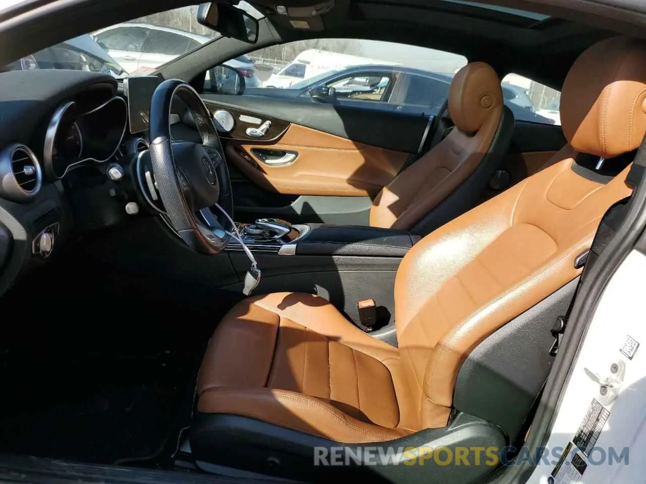 7 fotografías del automóvil dañado WDDWJ4KB4HF381136 MERCEDES-BENZ C-CLASS 2017