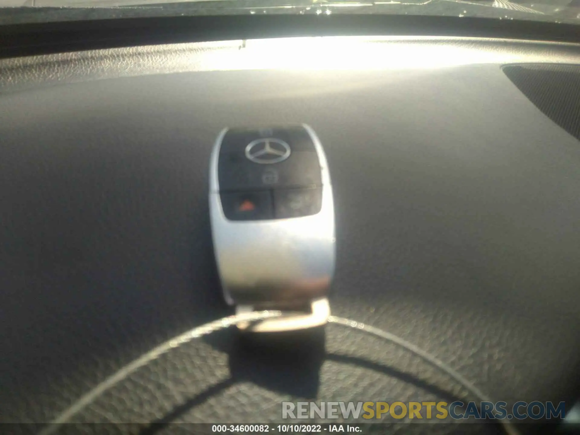 11 fotografías del automóvil dañado 55SWF8DB0KU289225 MERCEDES-BENZ C-CLASS 2019