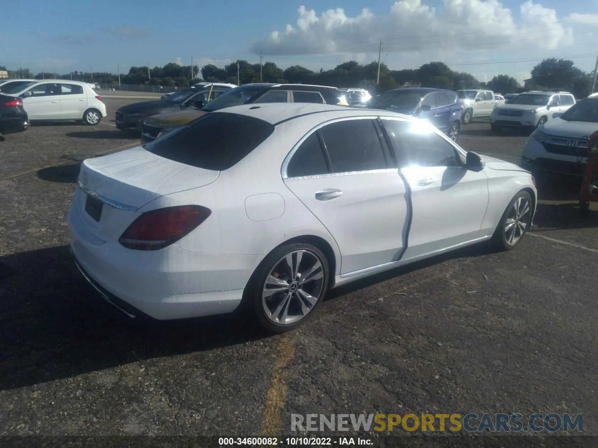 4 fotografías del automóvil dañado 55SWF8DB0KU289225 MERCEDES-BENZ C-CLASS 2019