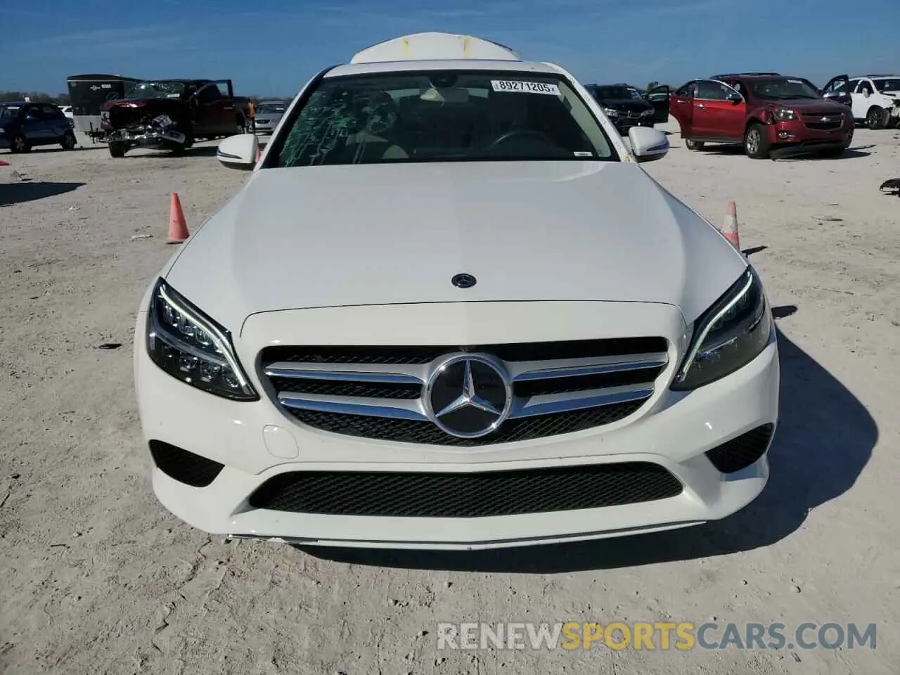 5 fotografías del automóvil dañado 55SWF8DB0KU304290 MERCEDES-BENZ C-CLASS 2019