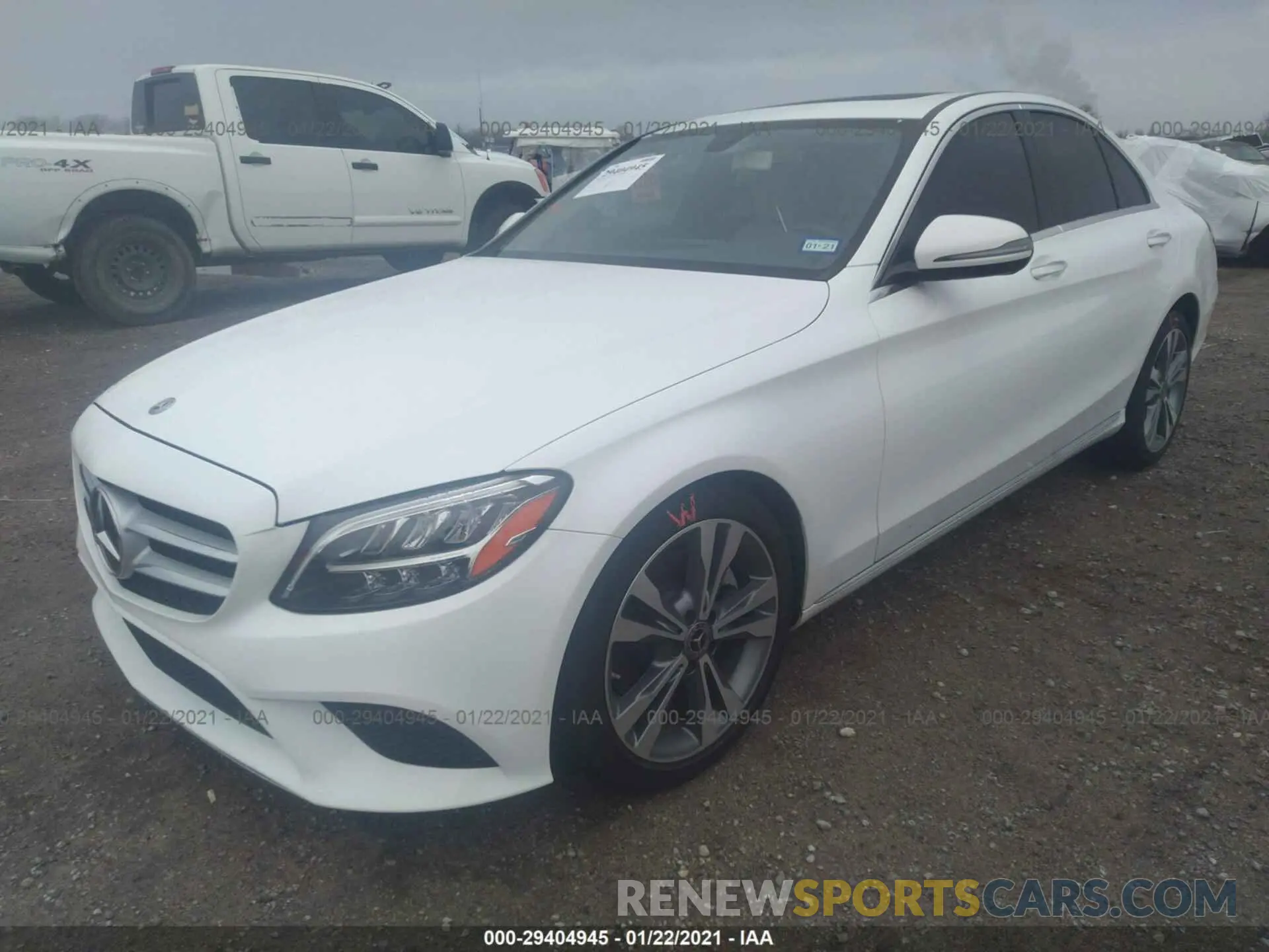 2 fotografías del automóvil dañado 55SWF8DB1KU288889 MERCEDES-BENZ C-CLASS 2019