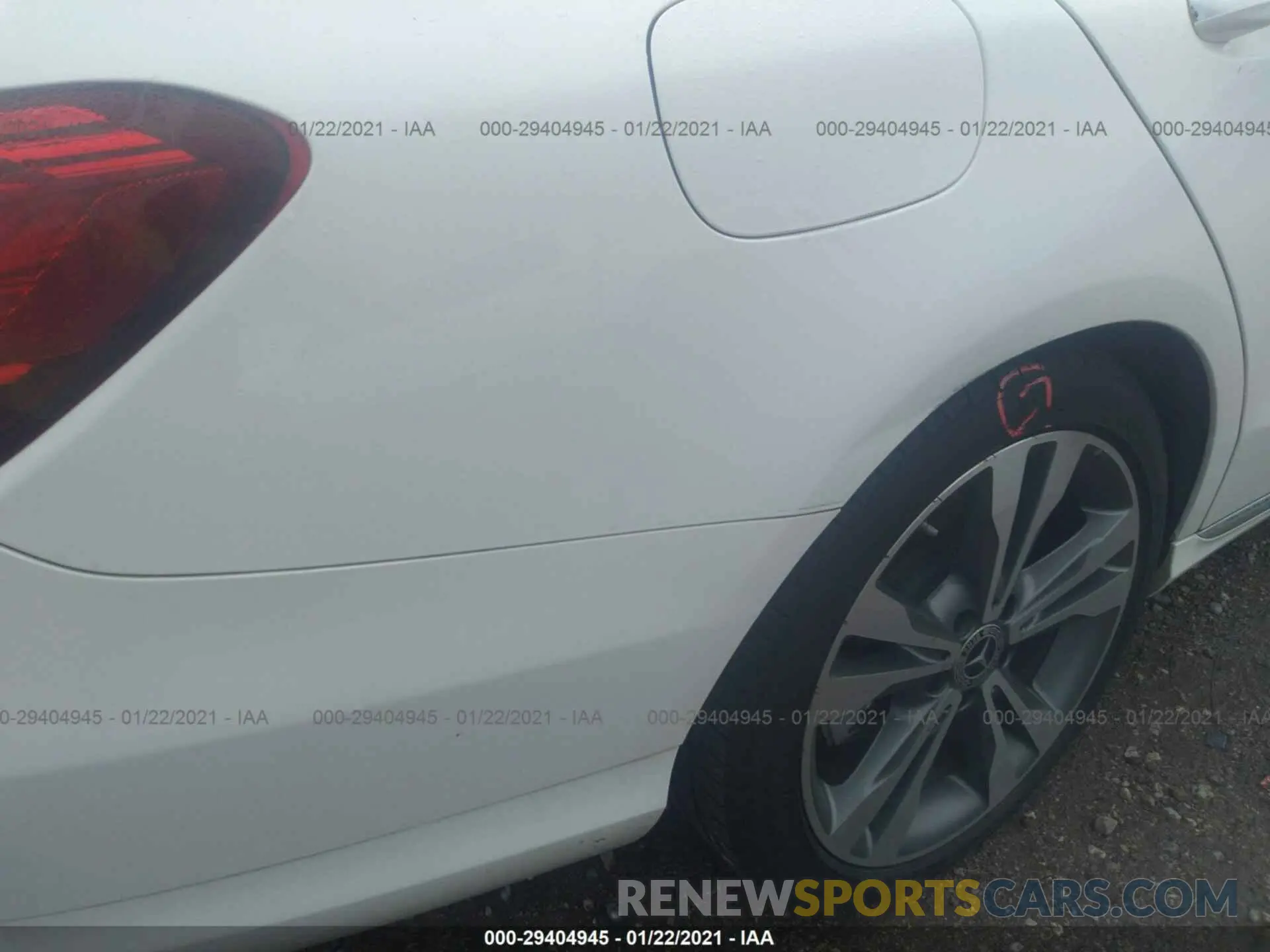 6 fotografías del automóvil dañado 55SWF8DB1KU288889 MERCEDES-BENZ C-CLASS 2019