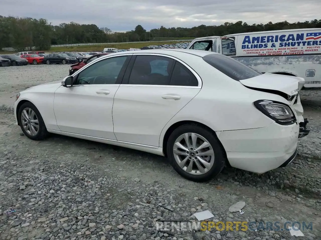 2 fotografías del automóvil dañado 55SWF8DB1KU294708 MERCEDES-BENZ C-CLASS 2019