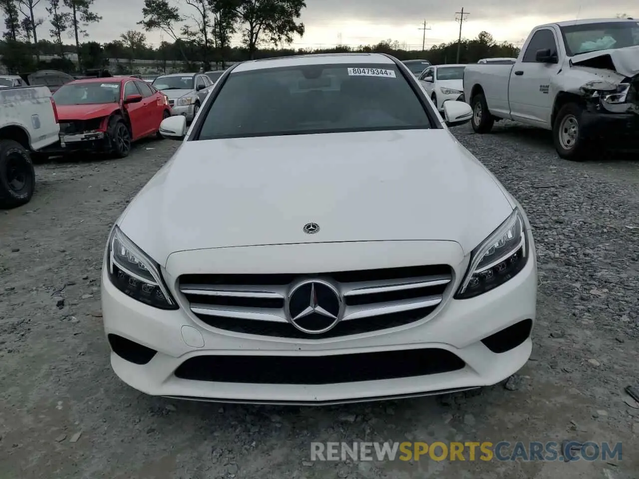 5 fotografías del automóvil dañado 55SWF8DB1KU294708 MERCEDES-BENZ C-CLASS 2019