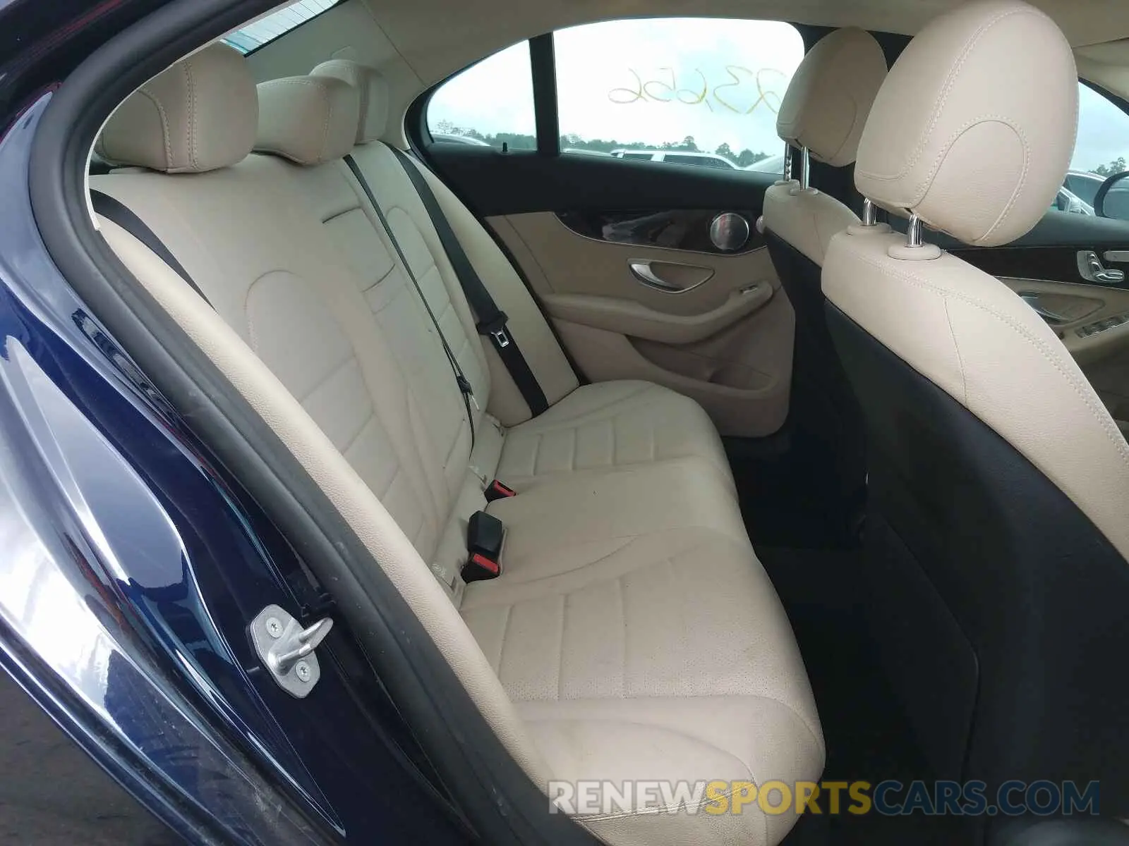 6 fotografías del automóvil dañado 55SWF8DB2KU288920 MERCEDES-BENZ C-CLASS 2019
