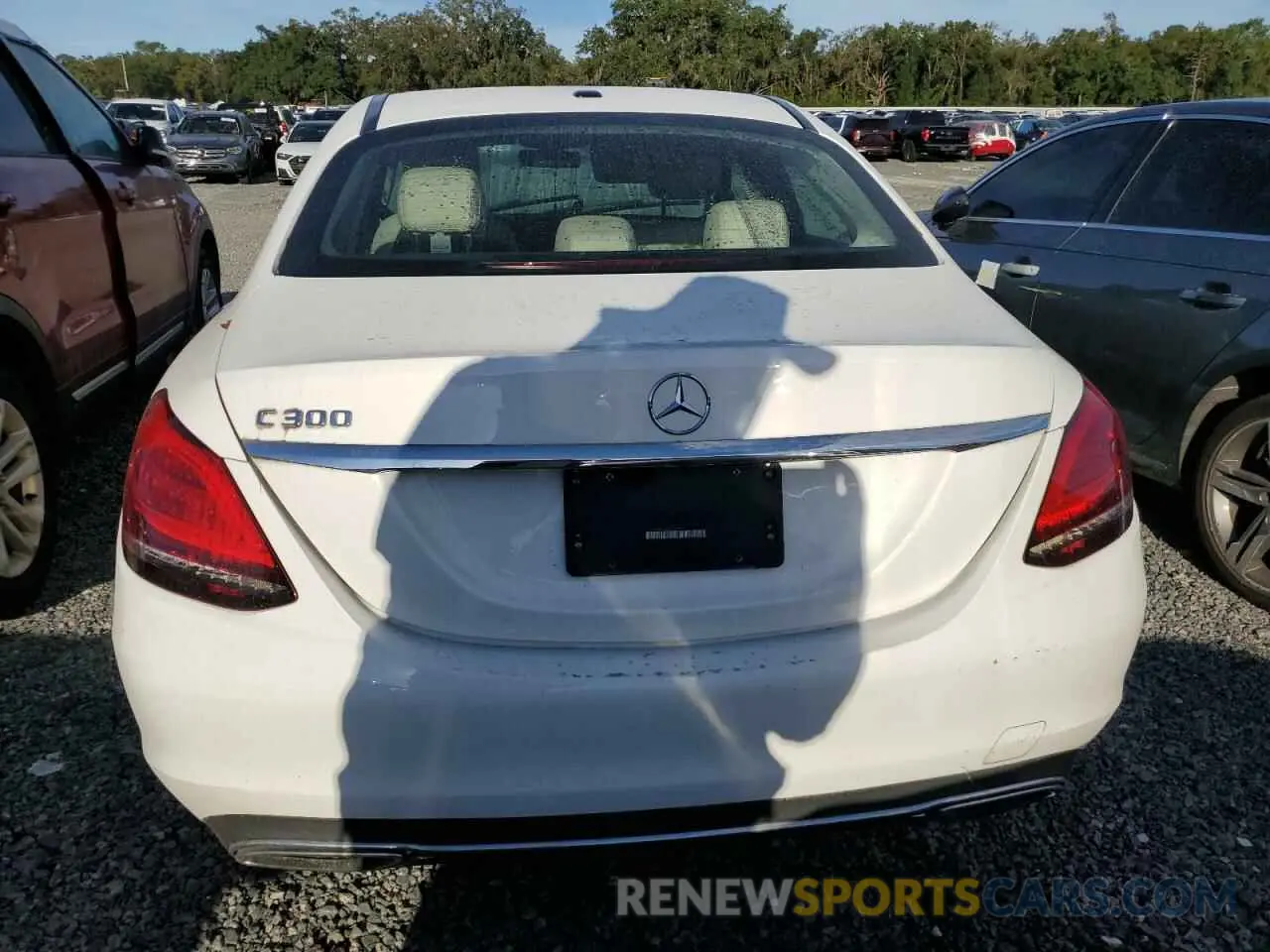 6 fotografías del automóvil dañado 55SWF8DB2KU294331 MERCEDES-BENZ C-CLASS 2019