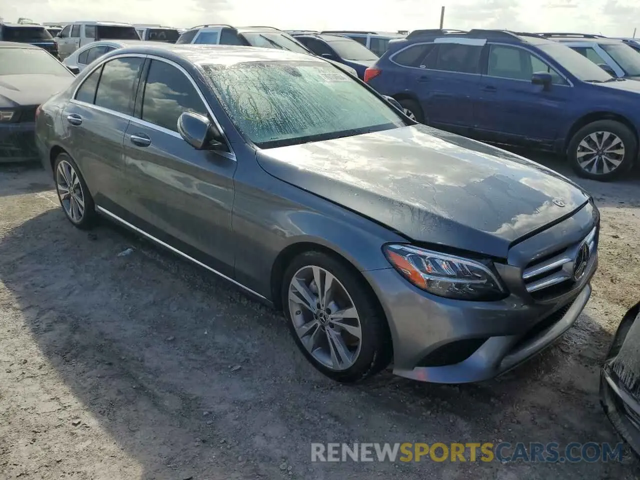4 fotografías del automóvil dañado 55SWF8DB2KU298279 MERCEDES-BENZ C-CLASS 2019
