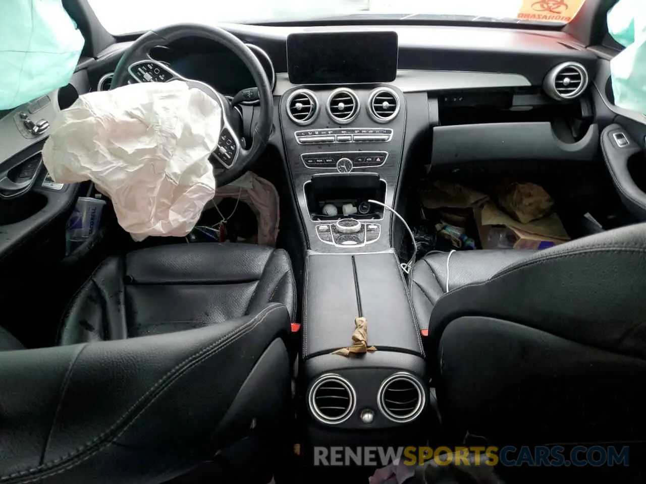 8 fotografías del automóvil dañado 55SWF8DB2KU303562 MERCEDES-BENZ C-CLASS 2019