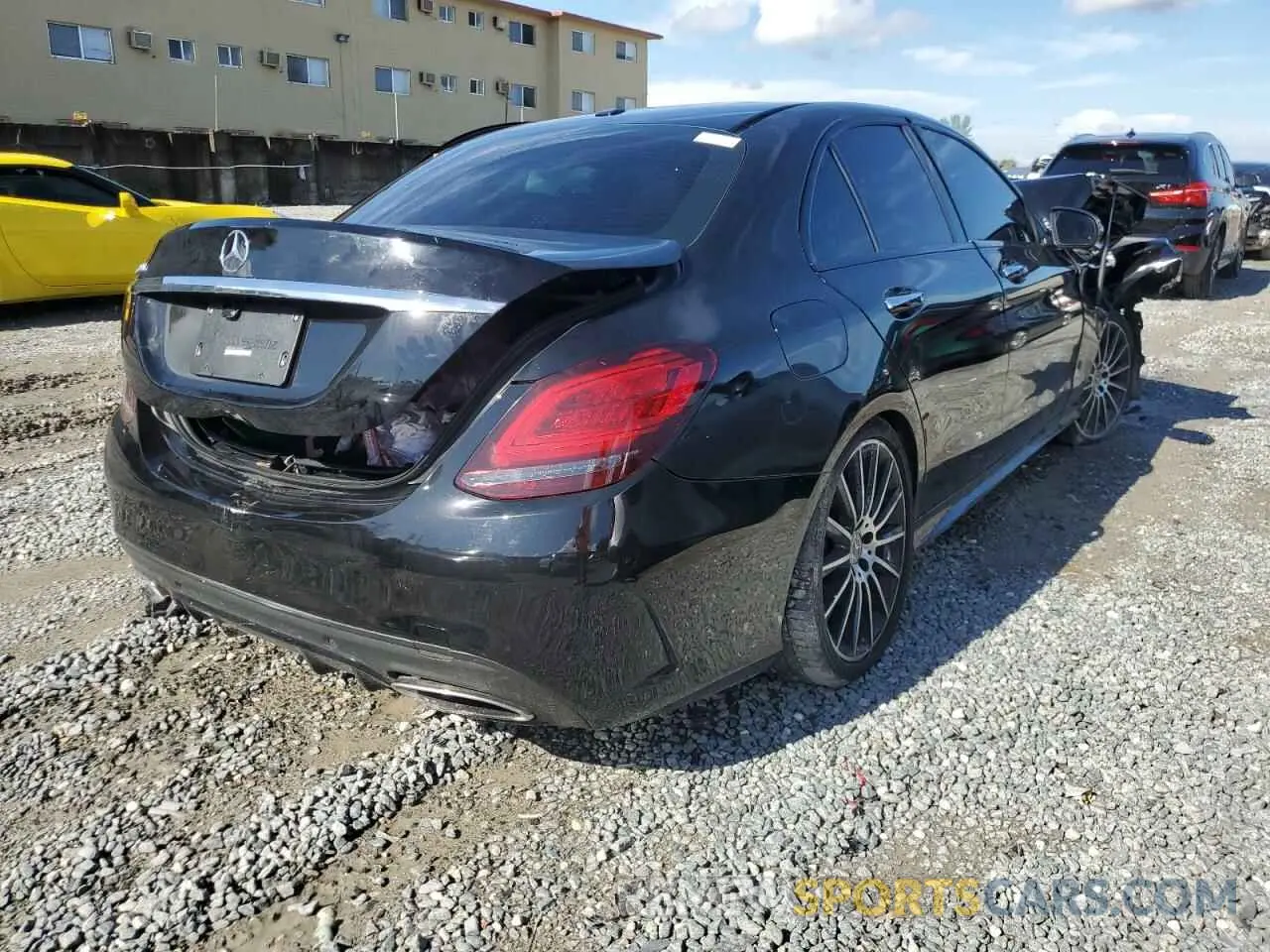 4 fotografías del automóvil dañado 55SWF8DB2KU304131 MERCEDES-BENZ C-CLASS 2019