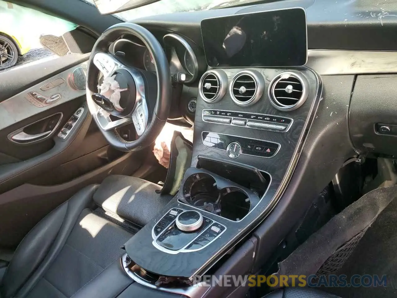9 fotografías del automóvil dañado 55SWF8DB2KU304131 MERCEDES-BENZ C-CLASS 2019