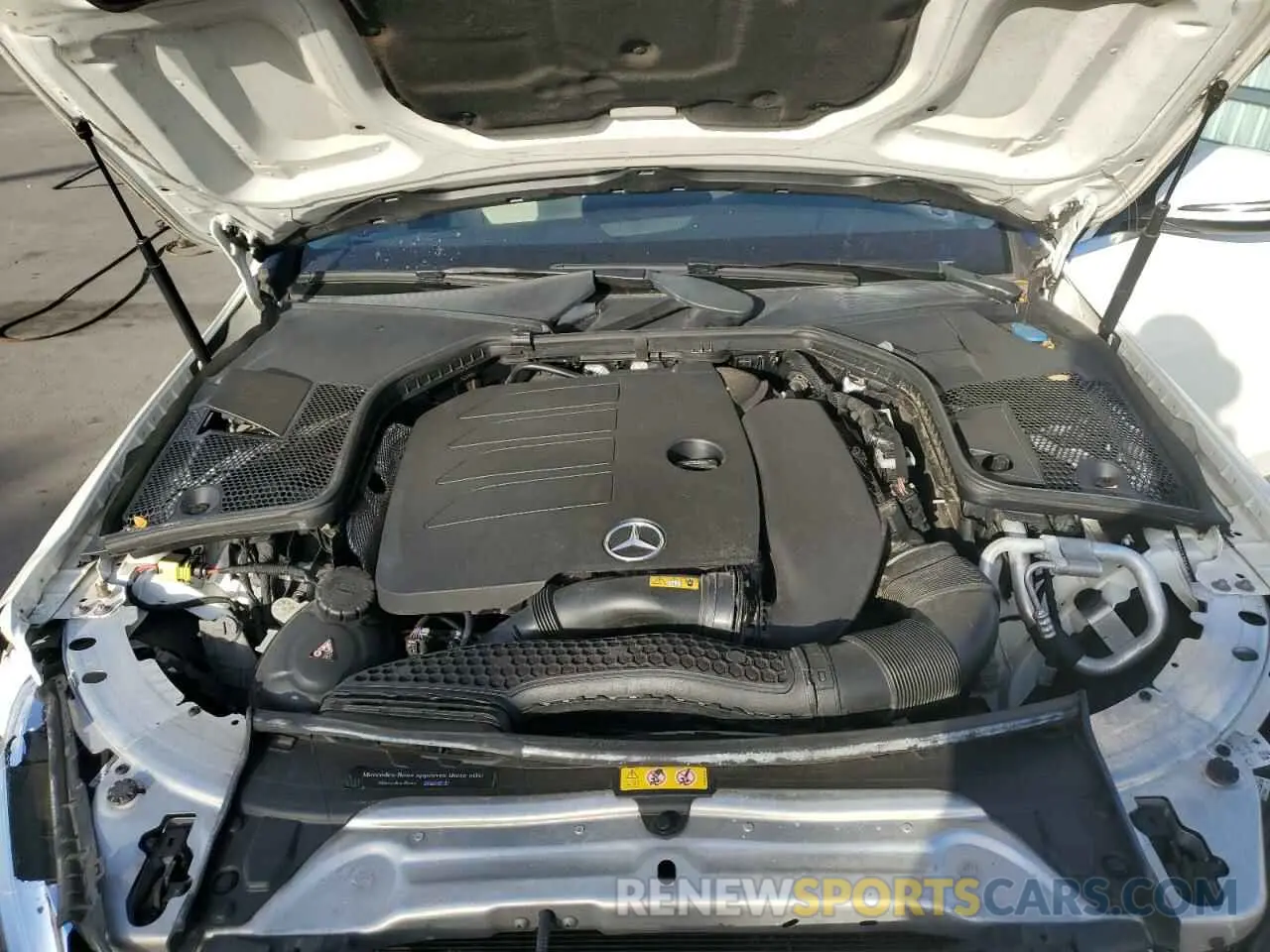 11 fotografías del automóvil dañado 55SWF8DB2KU307367 MERCEDES-BENZ C-CLASS 2019