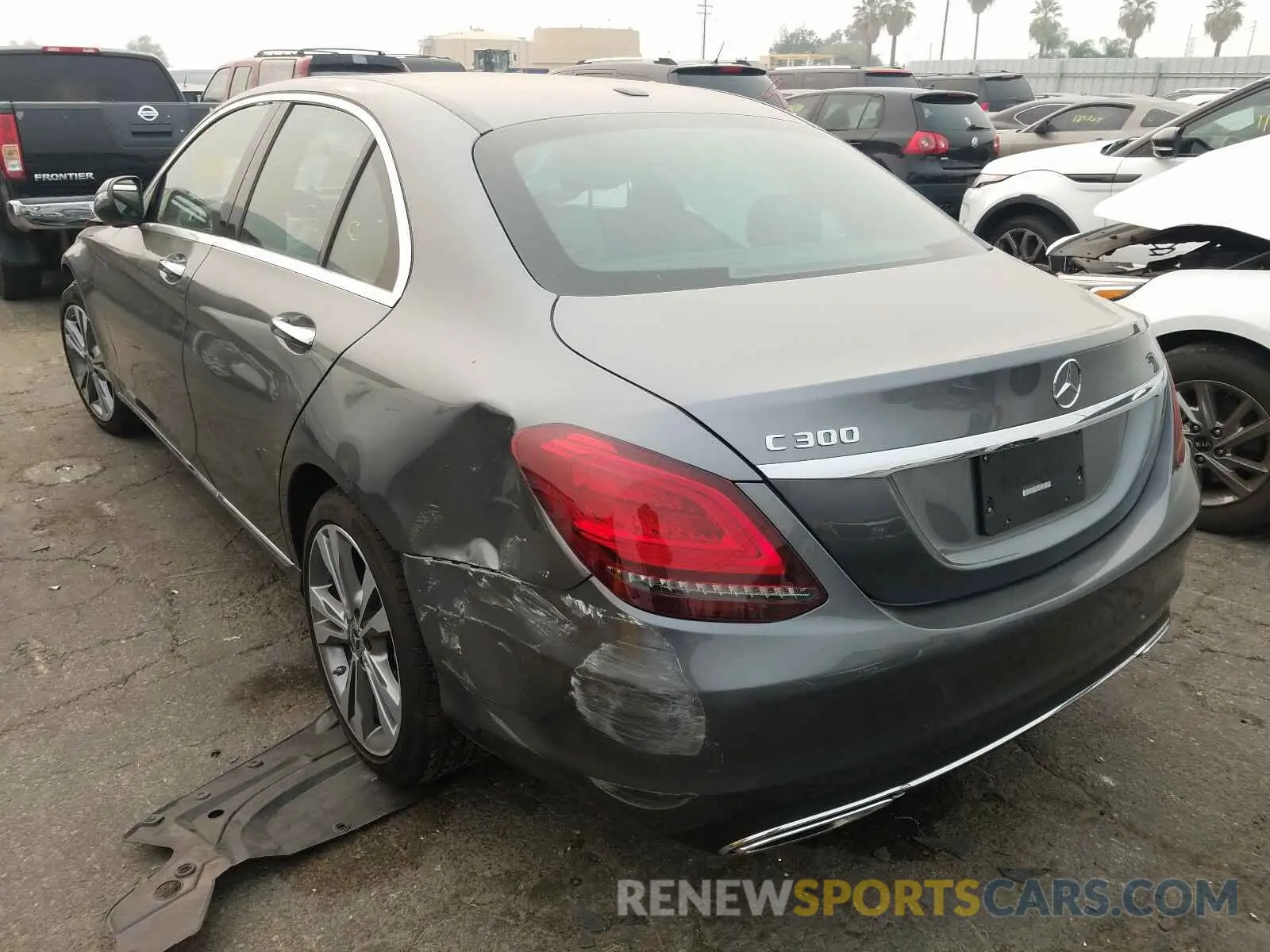 3 fotografías del automóvil dañado 55SWF8DB2KU312391 MERCEDES-BENZ C CLASS 2019