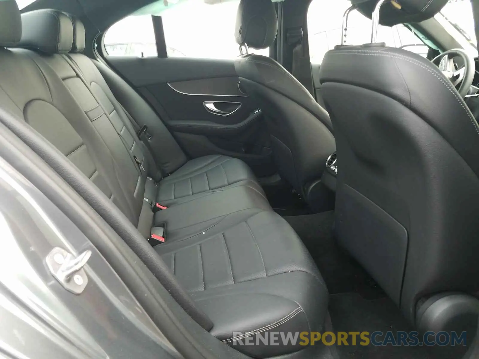 6 fotografías del automóvil dañado 55SWF8DB2KU312391 MERCEDES-BENZ C CLASS 2019