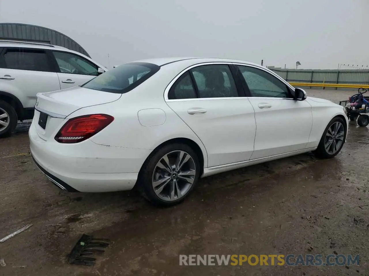 3 fotografías del automóvil dañado 55SWF8DB3KU294029 MERCEDES-BENZ C-CLASS 2019