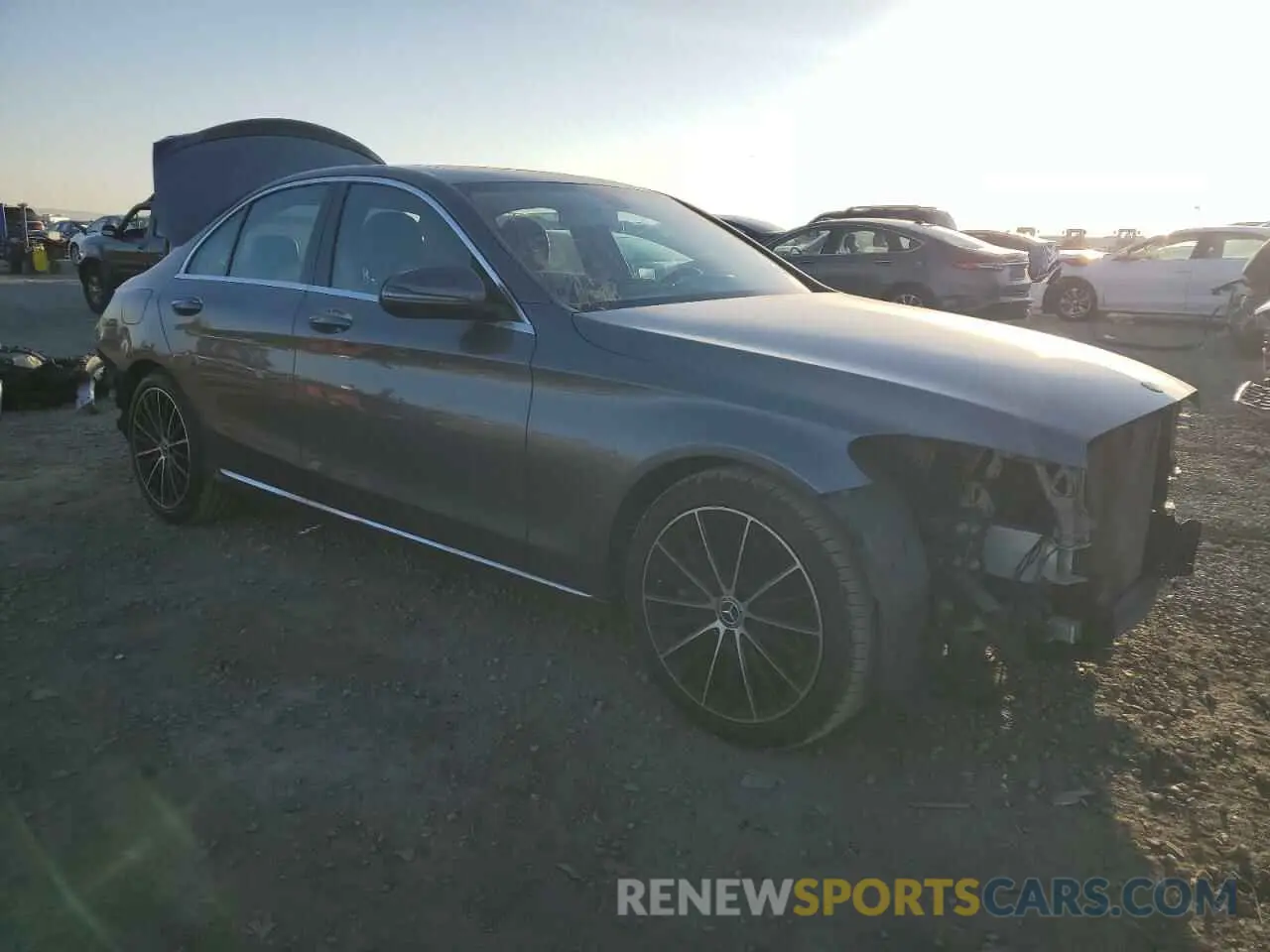 4 fotografías del automóvil dañado 55SWF8DB4KU306902 MERCEDES-BENZ C-CLASS 2019