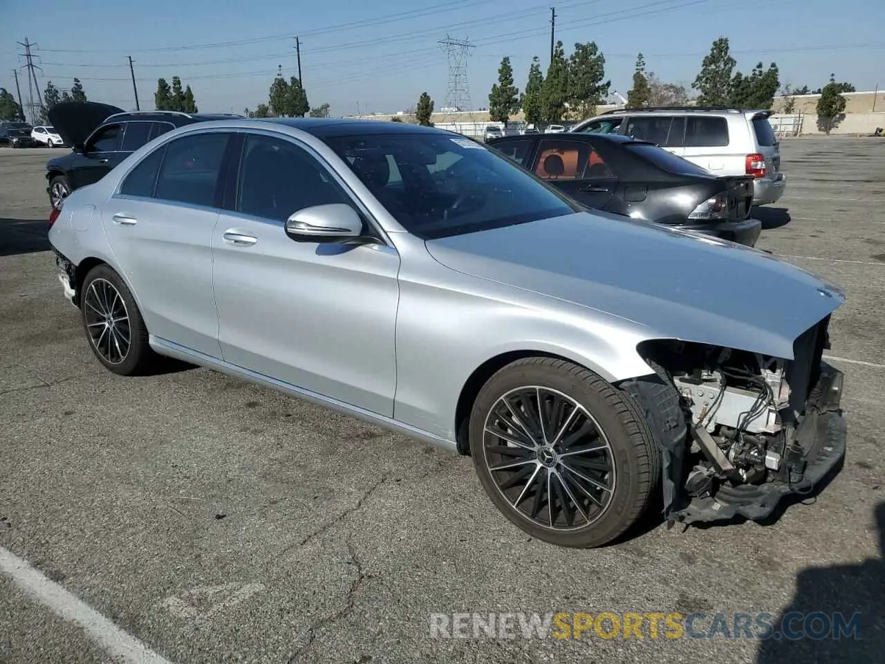 4 fotografías del automóvil dañado 55SWF8DB5KU316936 MERCEDES-BENZ C-CLASS 2019