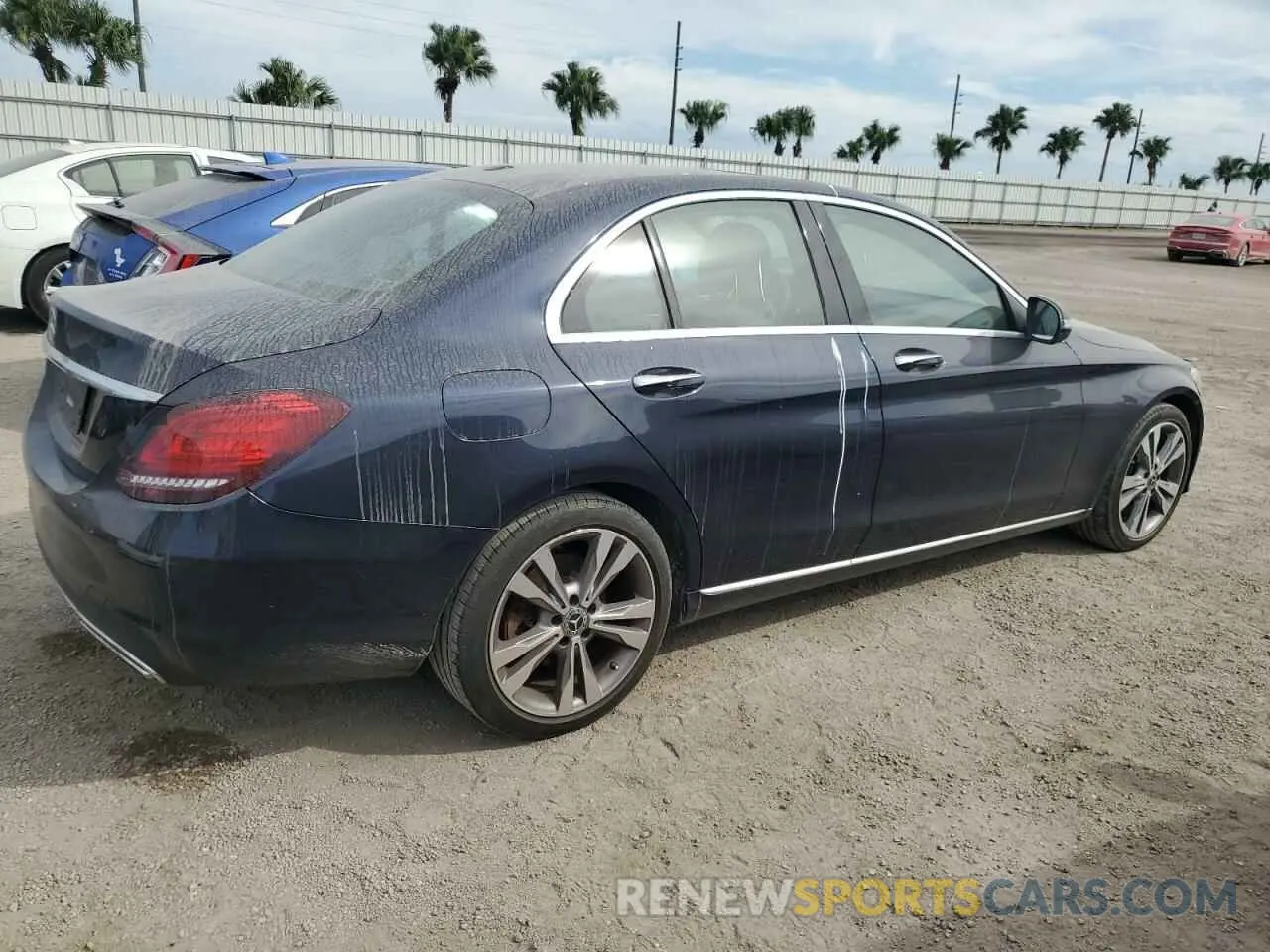 3 fotografías del automóvil dañado 55SWF8DB6KU297006 MERCEDES-BENZ C-CLASS 2019