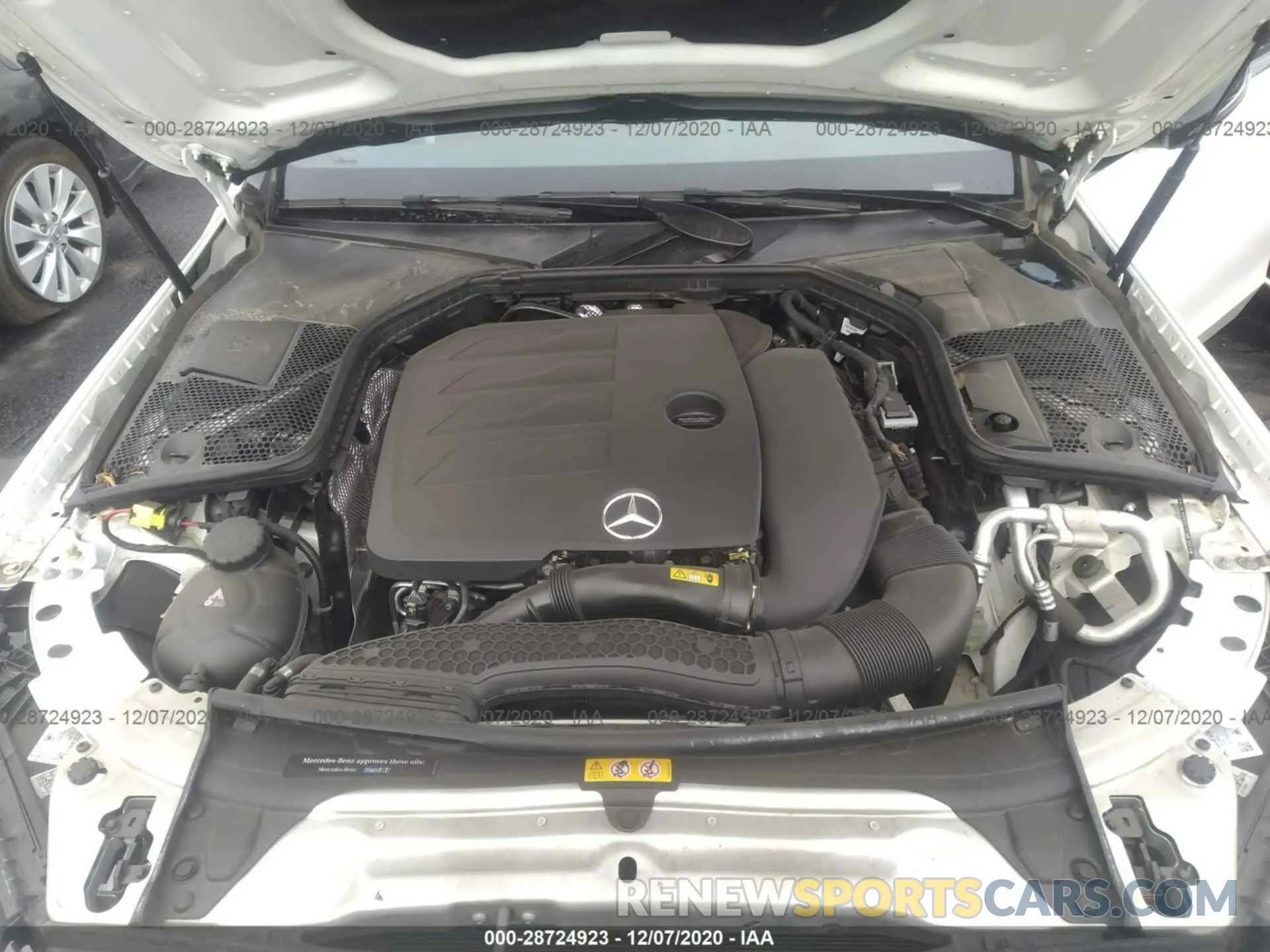 10 fotografías del automóvil dañado 55SWF8DB6KU303936 MERCEDES-BENZ C-CLASS 2019