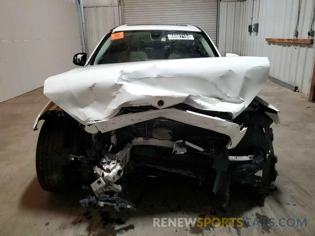5 fotografías del automóvil dañado 55SWF8DB6KU308571 MERCEDES-BENZ C-CLASS 2019