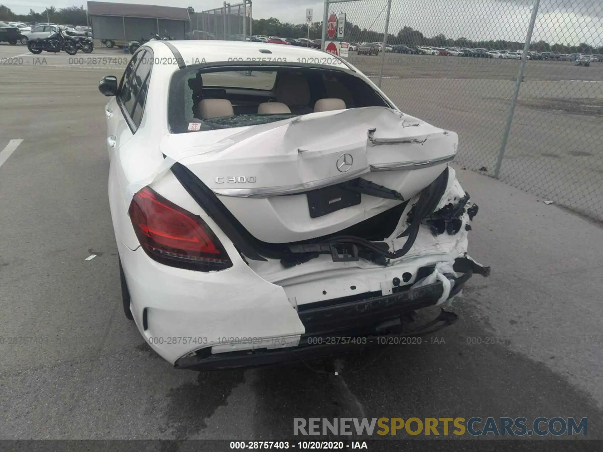 6 fotografías del automóvil dañado 55SWF8DB6KU311759 MERCEDES-BENZ C-CLASS 2019