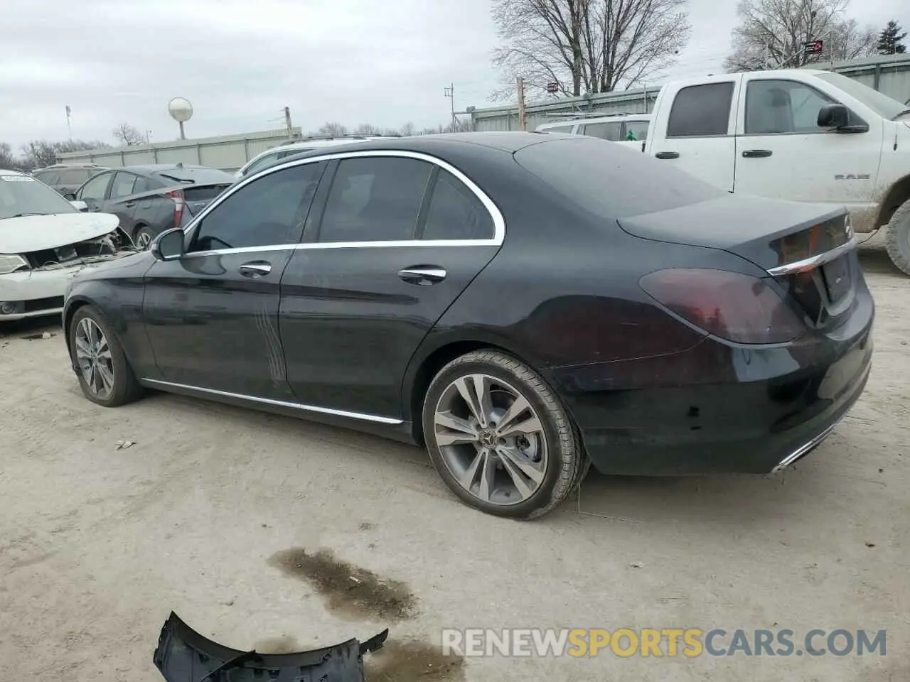 2 fotografías del automóvil dañado 55SWF8DB8KU293605 MERCEDES-BENZ C-CLASS 2019