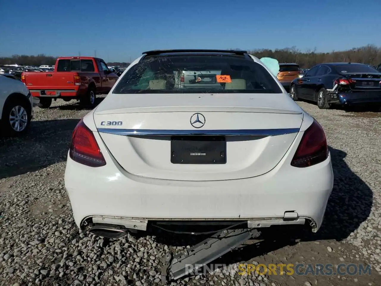 6 fotografías del automóvil dañado 55SWF8DB8KU306868 MERCEDES-BENZ C-CLASS 2019