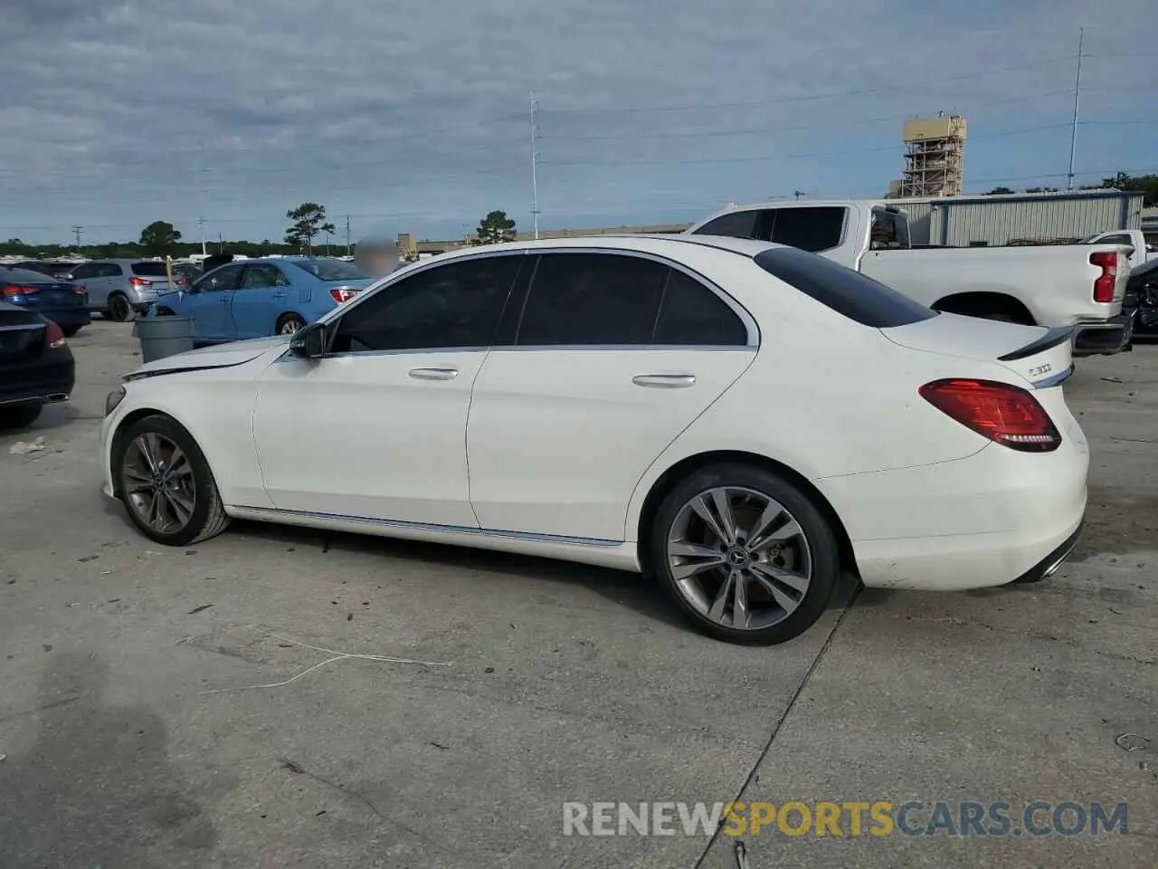 2 fotografías del automóvil dañado 55SWF8DB9KU289367 MERCEDES-BENZ C-CLASS 2019