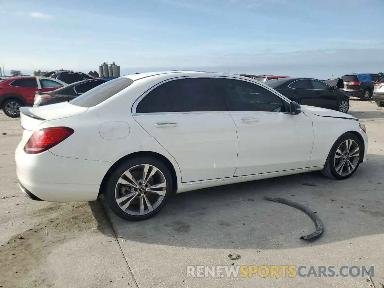 3 fotografías del automóvil dañado 55SWF8DB9KU289367 MERCEDES-BENZ C-CLASS 2019