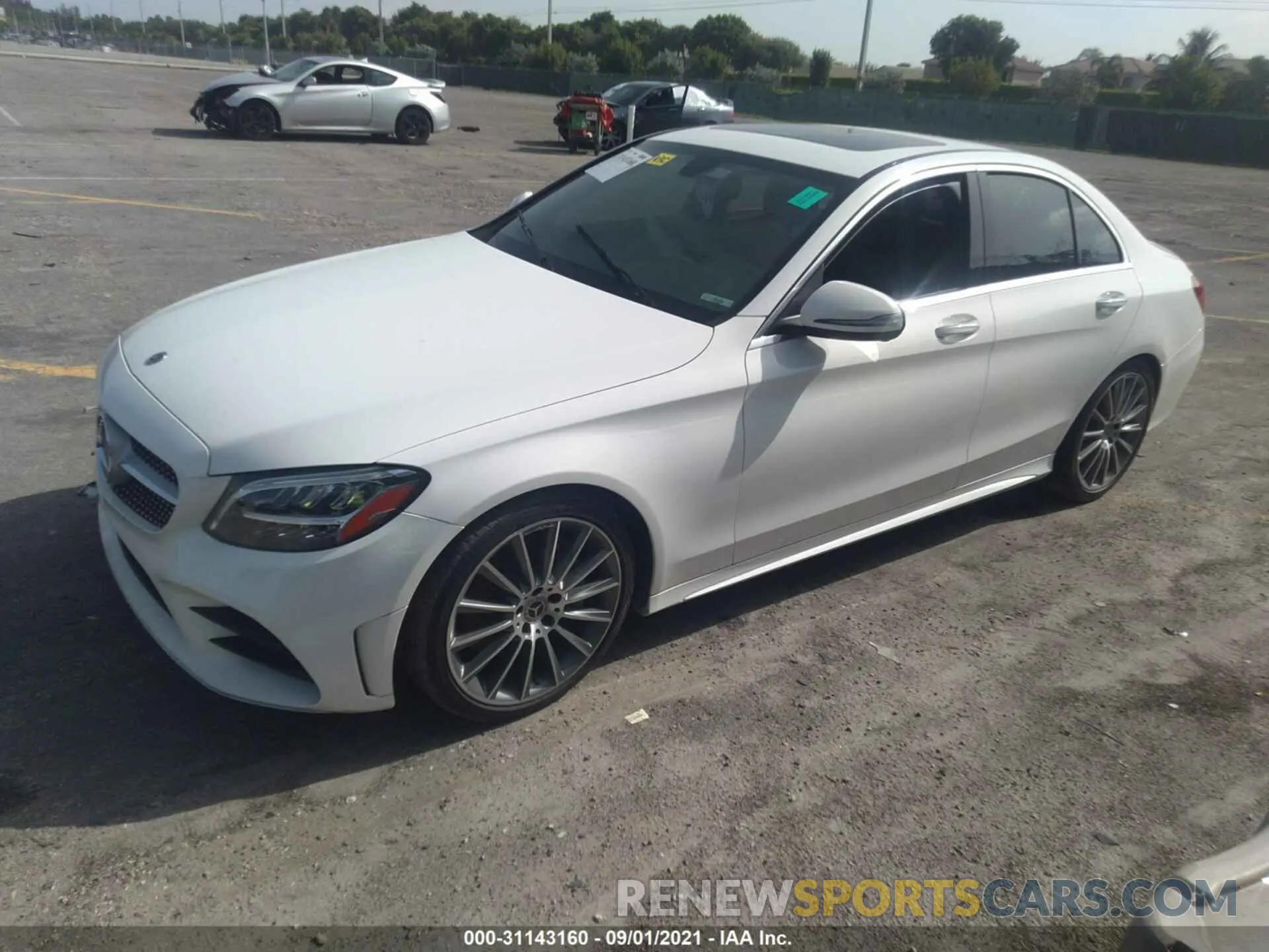 2 fotografías del automóvil dañado 55SWF8DB9KU321380 MERCEDES-BENZ C-CLASS 2019