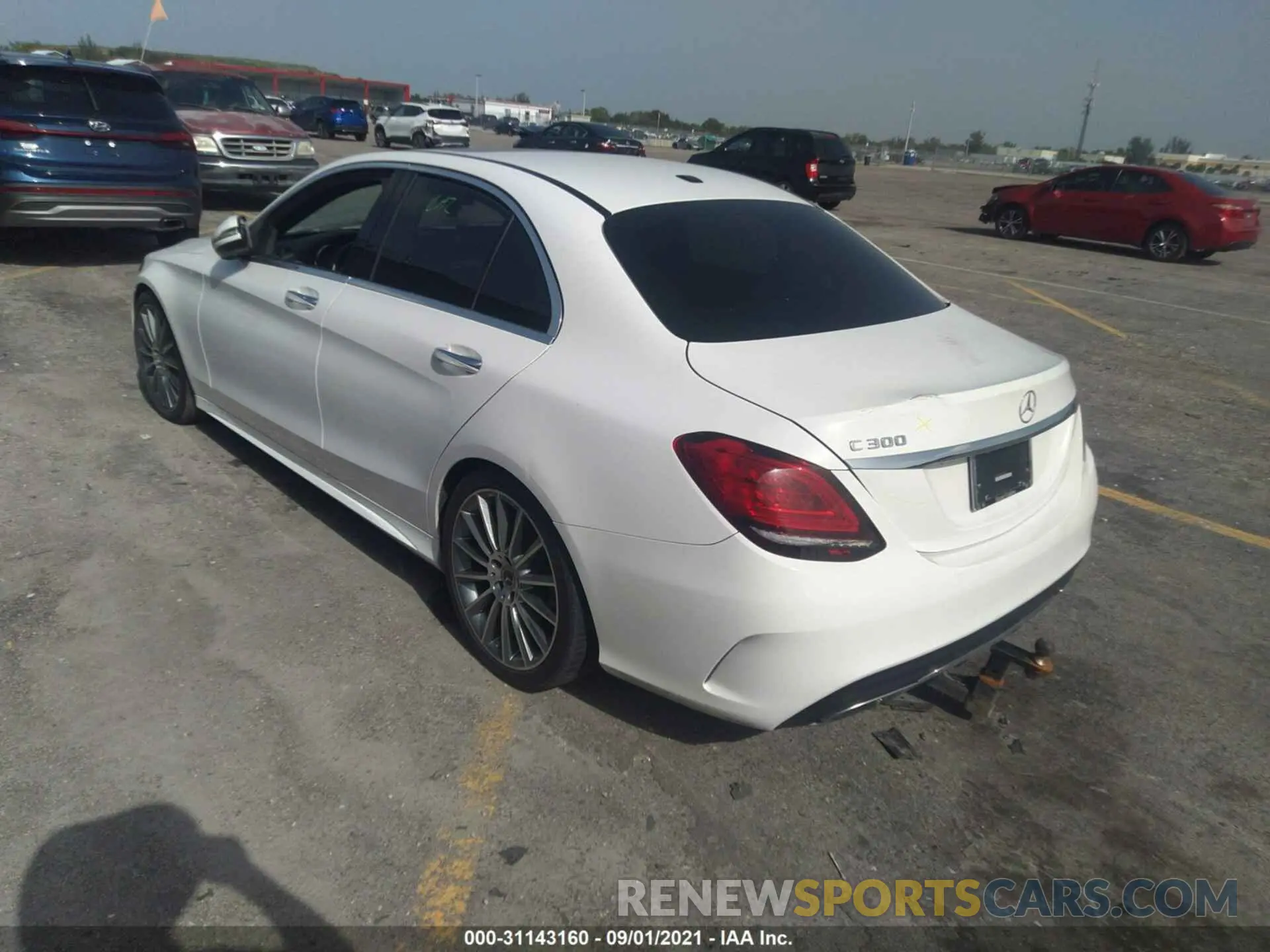 3 fotografías del automóvil dañado 55SWF8DB9KU321380 MERCEDES-BENZ C-CLASS 2019