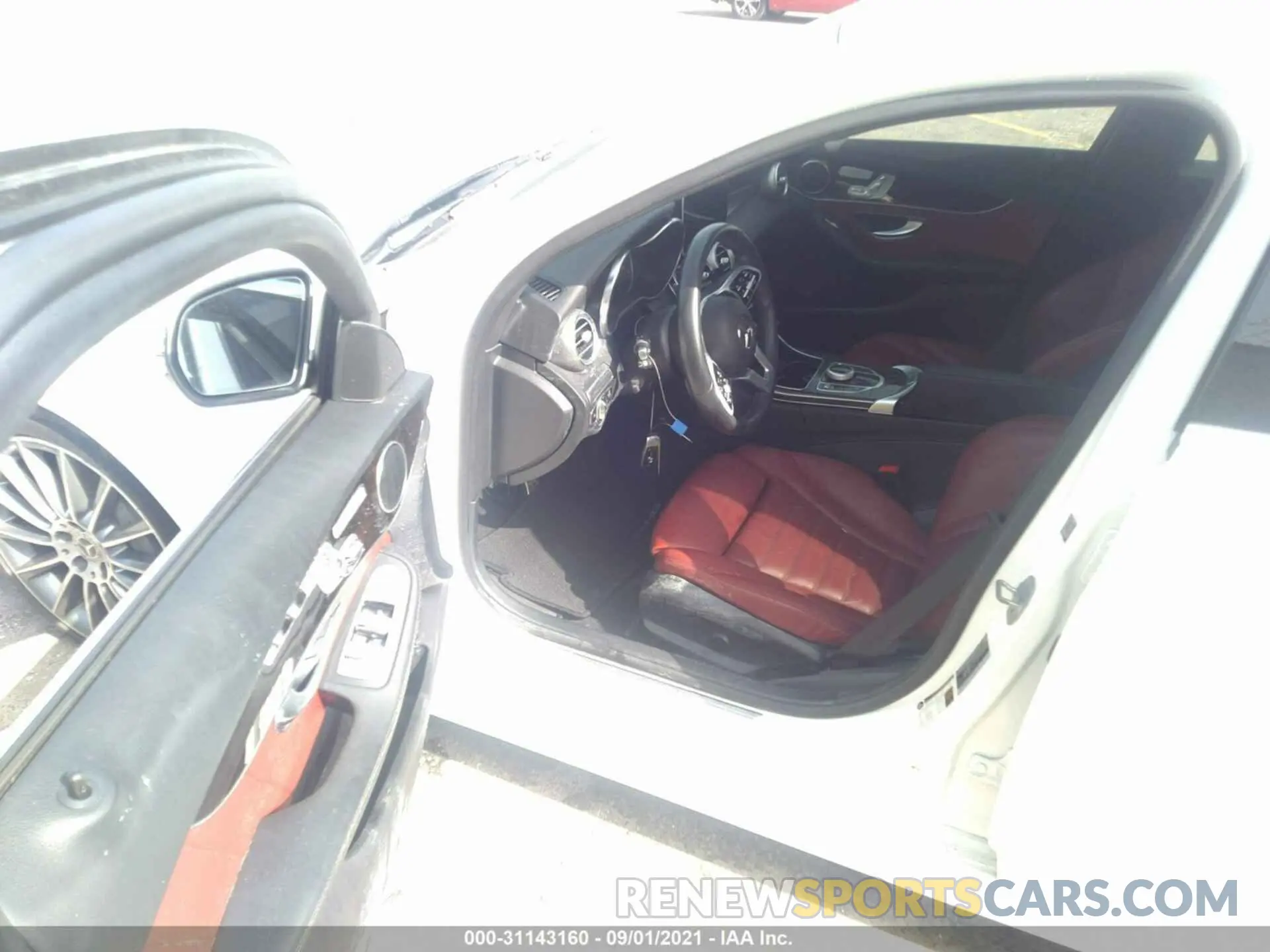 5 fotografías del automóvil dañado 55SWF8DB9KU321380 MERCEDES-BENZ C-CLASS 2019