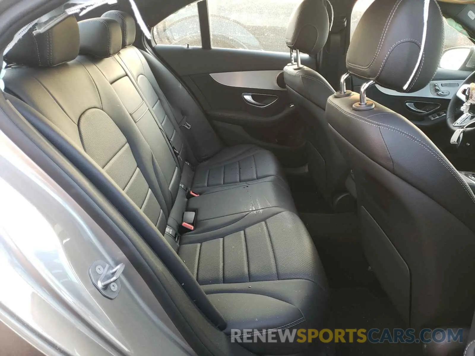6 fotografías del automóvil dañado 55SWF8EB0KU317684 MERCEDES-BENZ C CLASS 2019