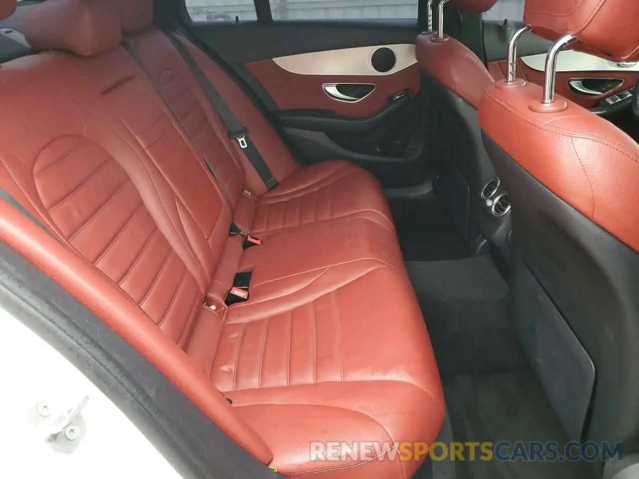 10 fotografías del automóvil dañado 55SWF8EB0KU321797 MERCEDES-BENZ C-CLASS 2019