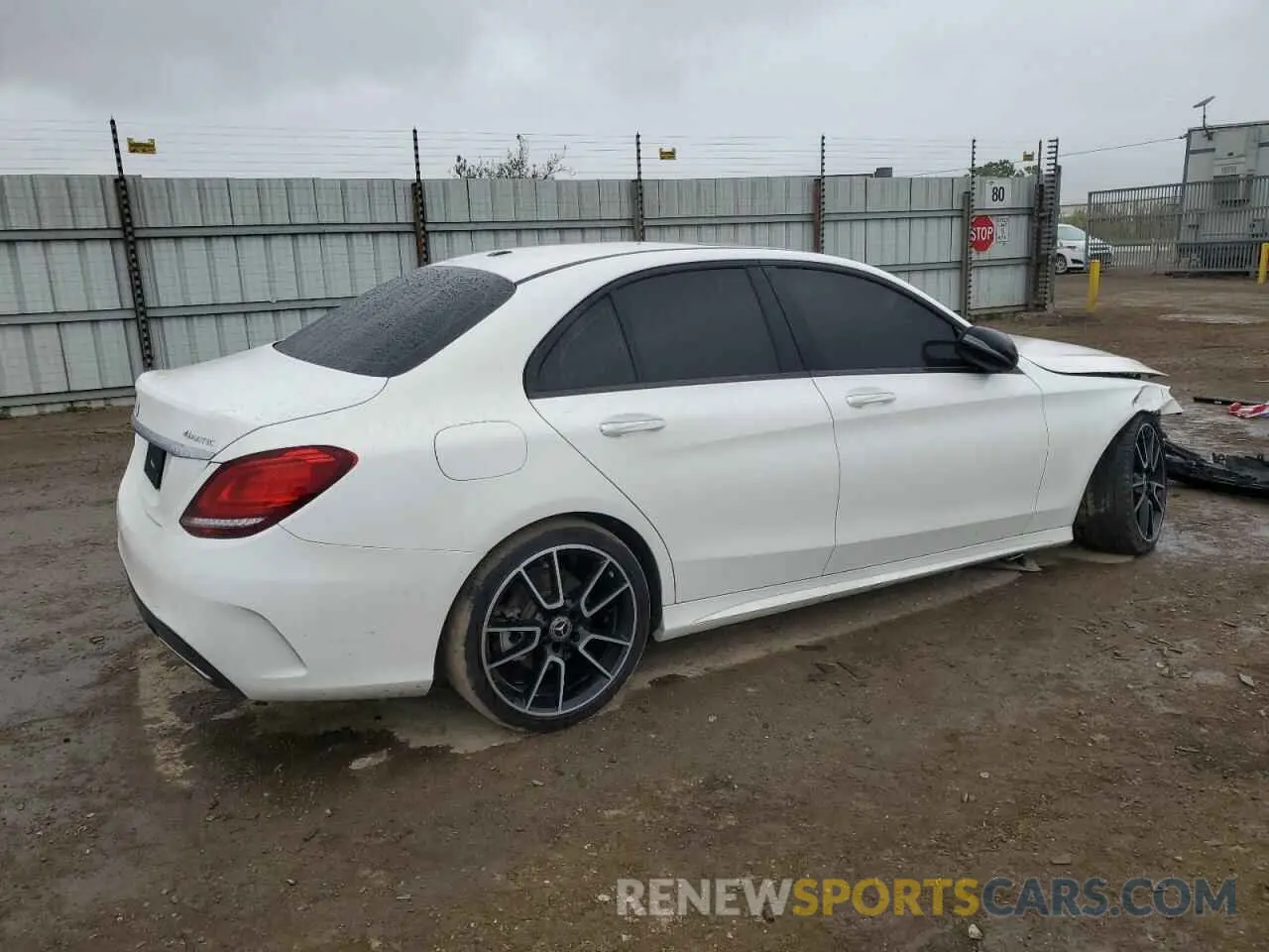 3 fotografías del automóvil dañado 55SWF8EB0KU321797 MERCEDES-BENZ C-CLASS 2019