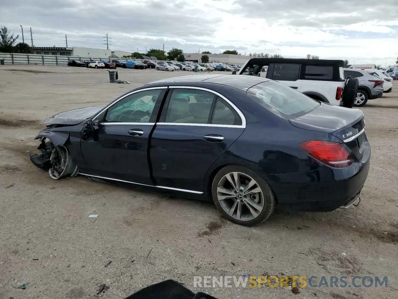 2 fotografías del automóvil dañado 55SWF8EB4KU304923 MERCEDES-BENZ C-CLASS 2019