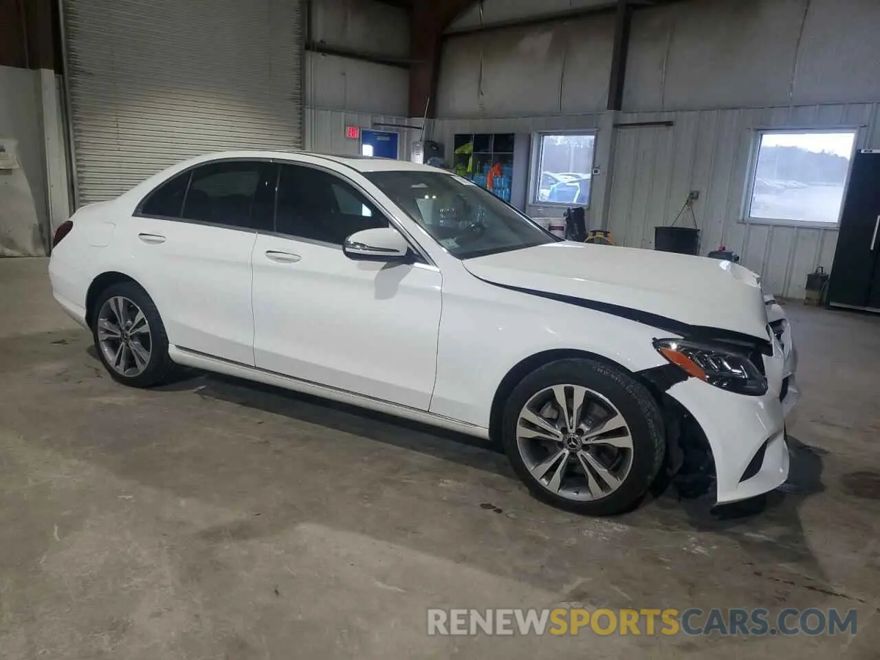 4 fotografías del automóvil dañado 55SWF8EB5KU300735 MERCEDES-BENZ C-CLASS 2019