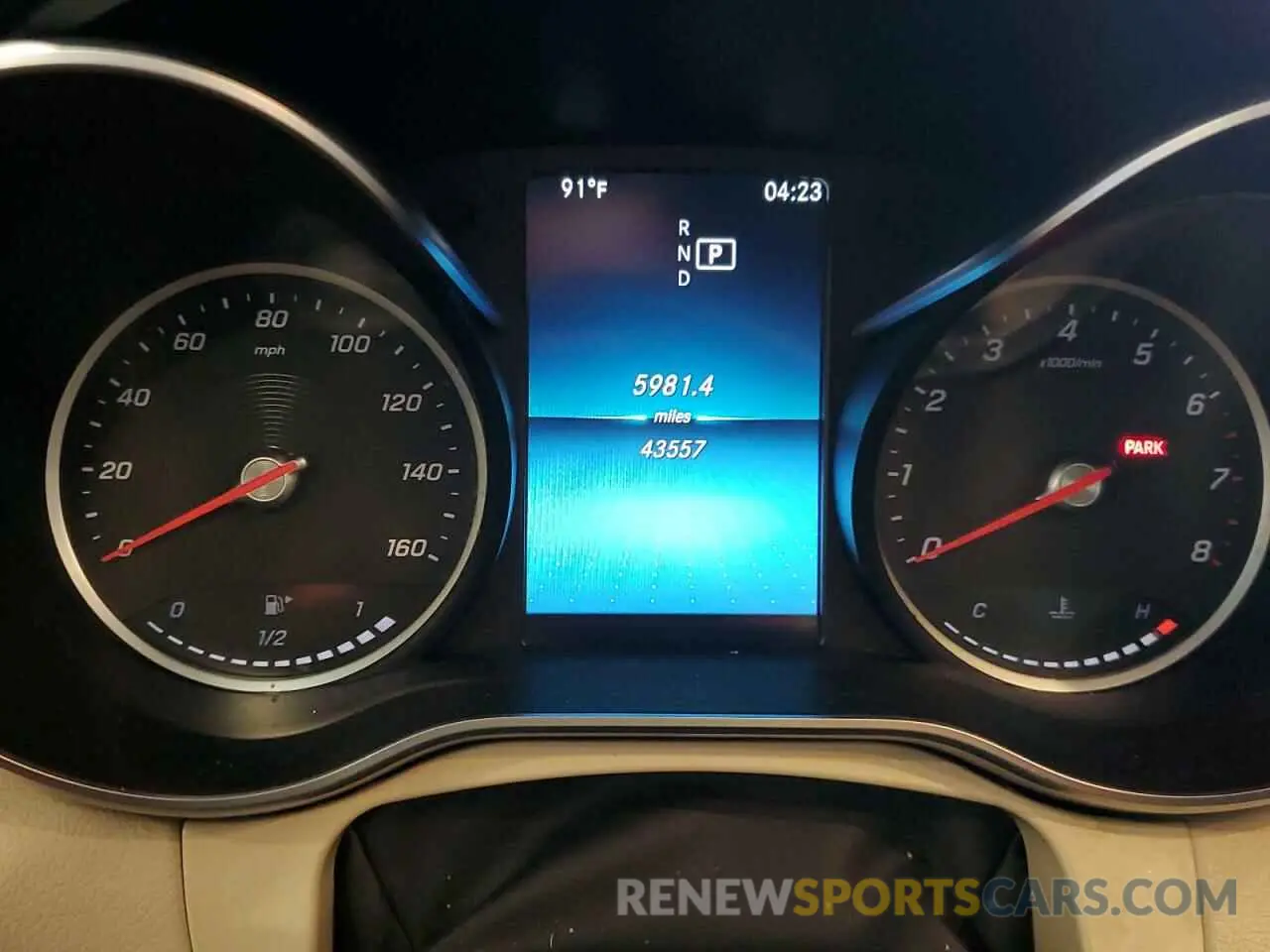 9 fotografías del automóvil dañado 55SWF8EB6KU306009 MERCEDES-BENZ C-CLASS 2019
