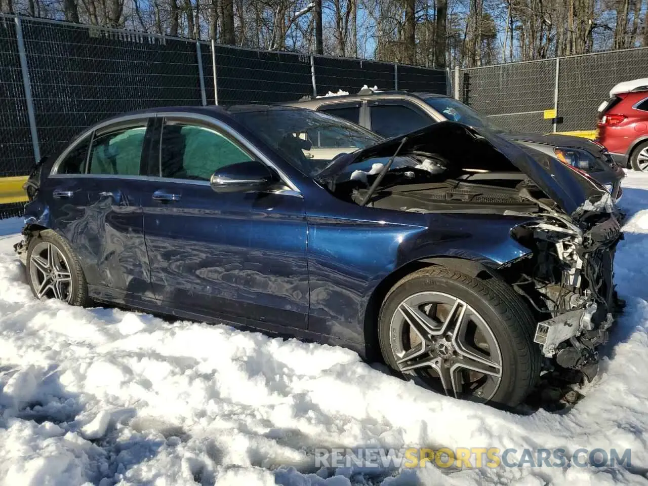 4 fotografías del automóvil dañado 55SWF8EB7KU283677 MERCEDES-BENZ C-CLASS 2019