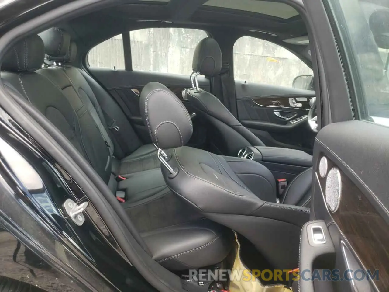 6 fotografías del automóvil dañado 55SWF8GB3KU315876 MERCEDES-BENZ C-CLASS 2019