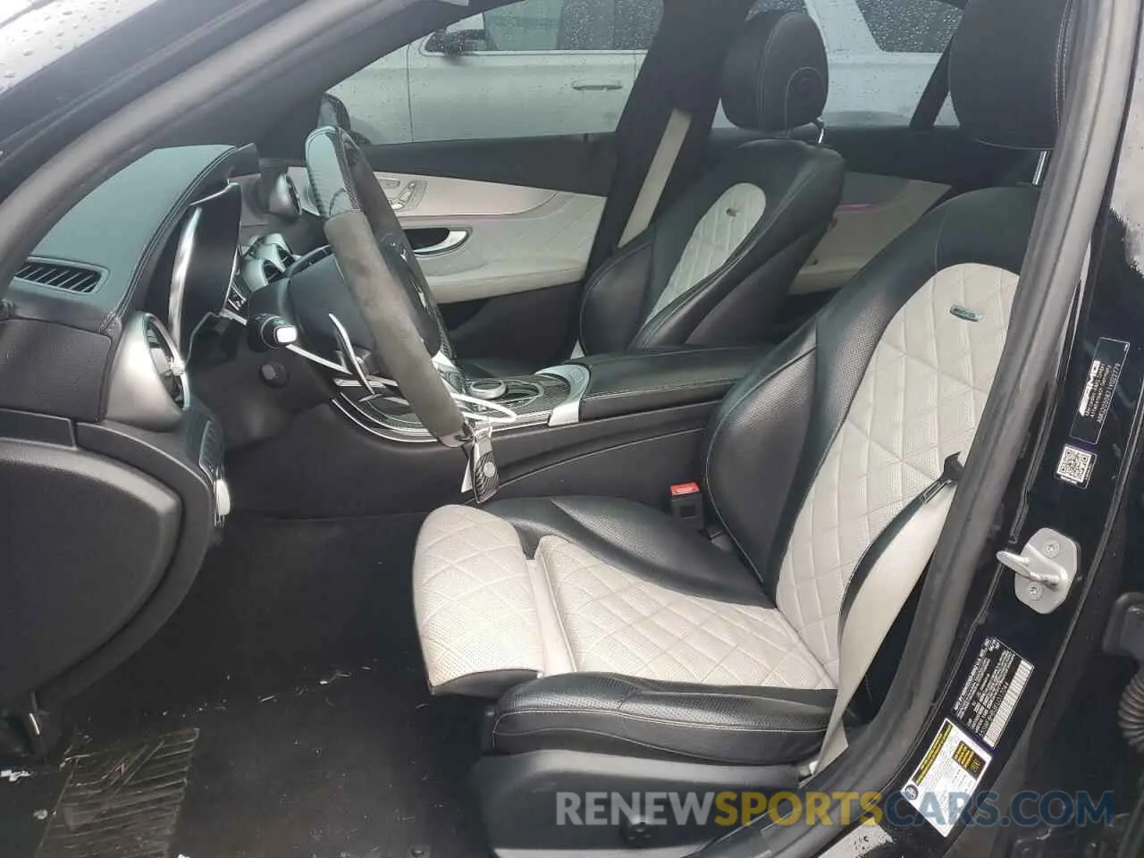 7 fotografías del automóvil dañado 55SWF8HB3KU317044 MERCEDES-BENZ C-CLASS 2019