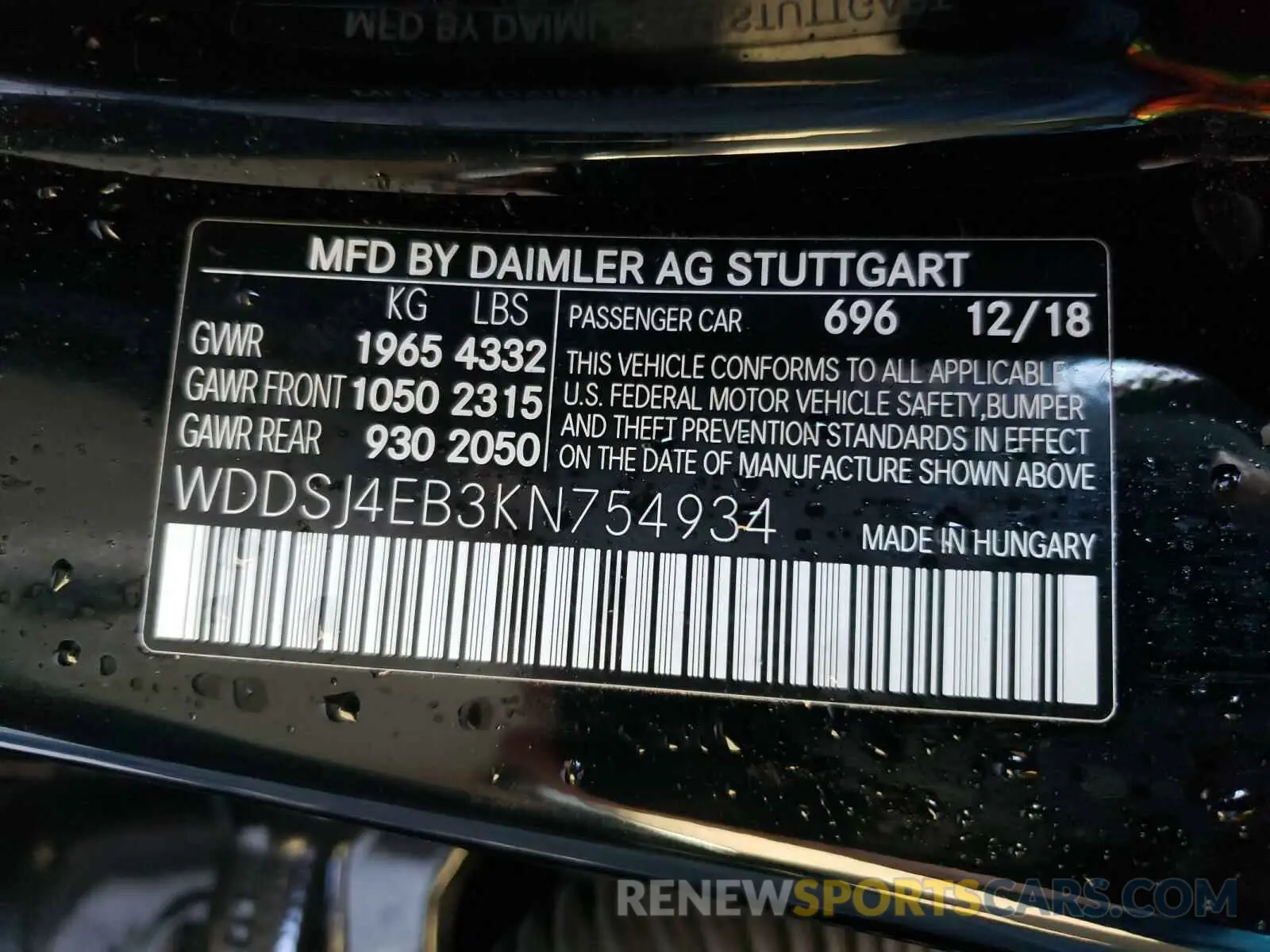 10 fotografías del automóvil dañado WDDSJ4EB3KN754934 MERCEDES-BENZ C CLASS 2019