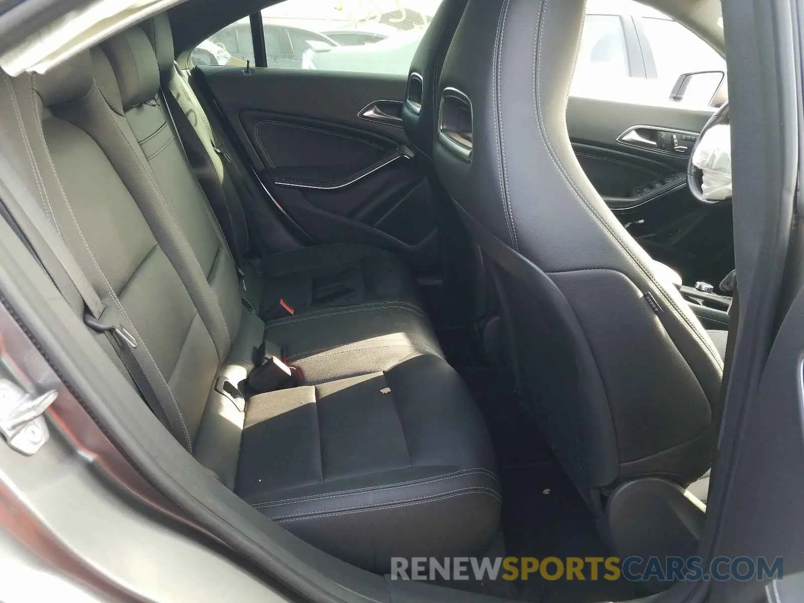 6 fotografías del automóvil dañado WDDSJ4EB7KN717854 MERCEDES-BENZ C CLASS 2019