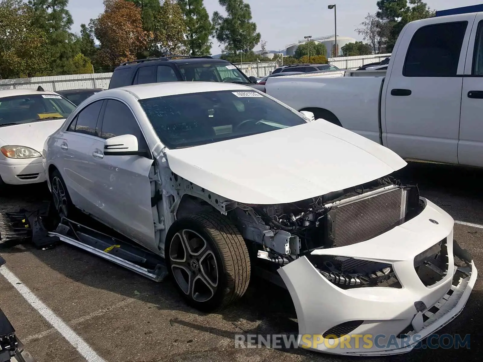1 fotografías del automóvil dañado WDDSJ4EB9KN767462 MERCEDES-BENZ C CLASS 2019