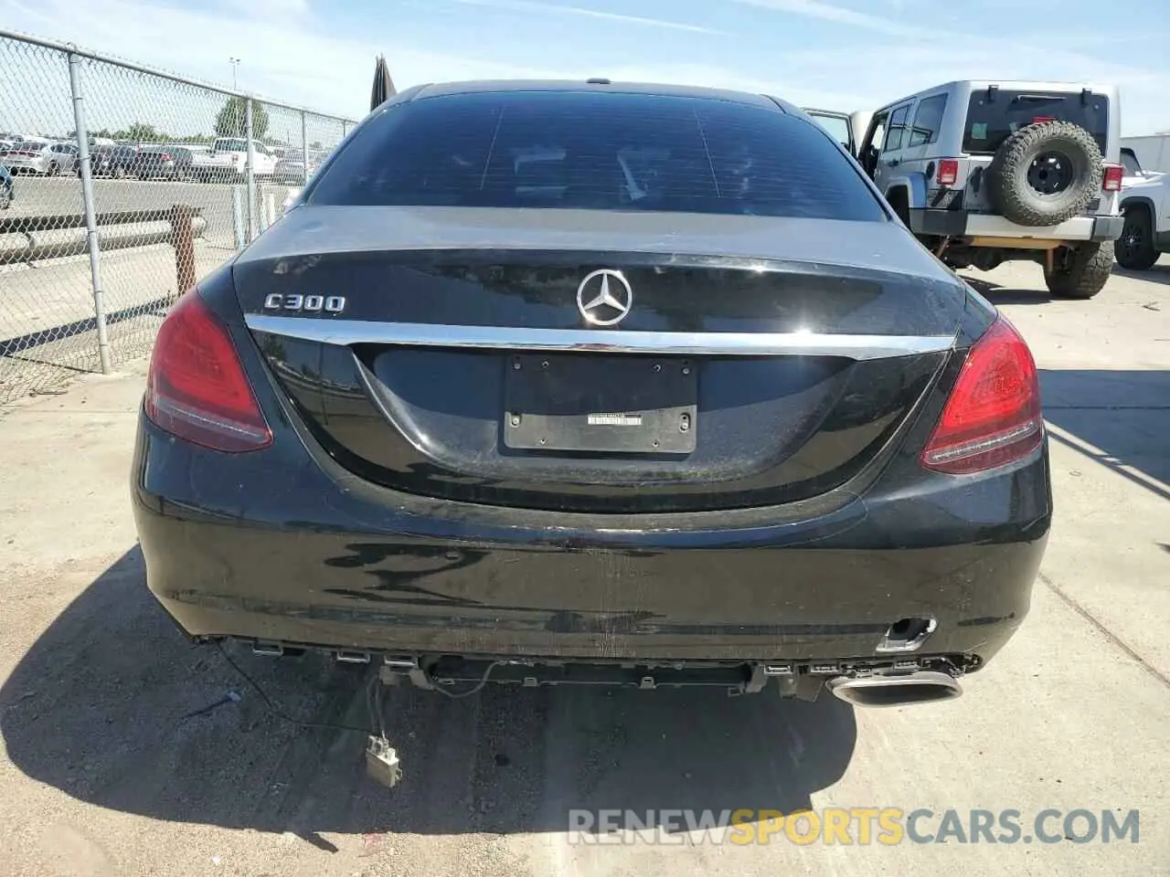 6 fotografías del automóvil dañado WDDWF8DB1KR483148 MERCEDES-BENZ C-CLASS 2019