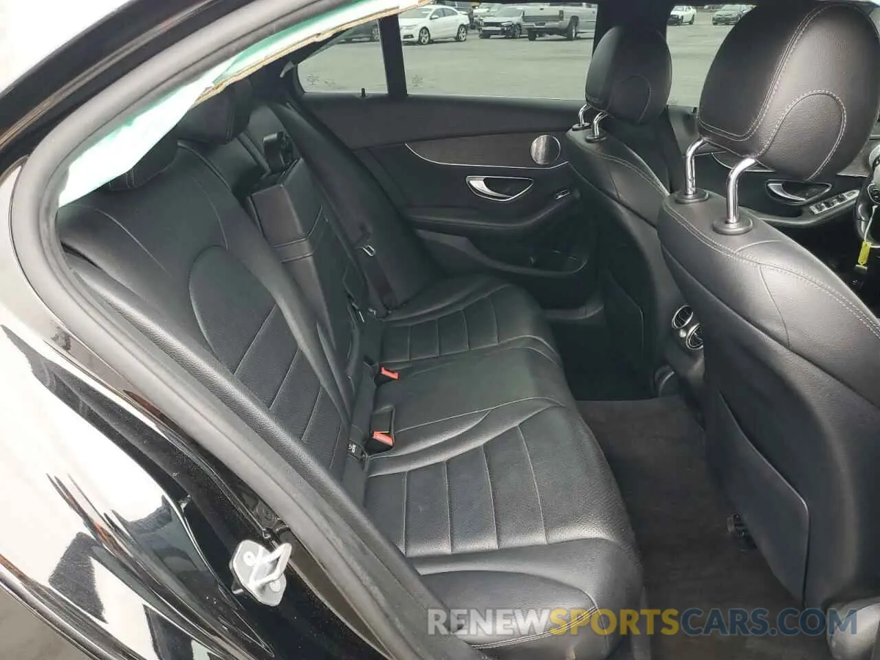 11 fotografías del automóvil dañado WDDWF8DB1KR483781 MERCEDES-BENZ C-CLASS 2019