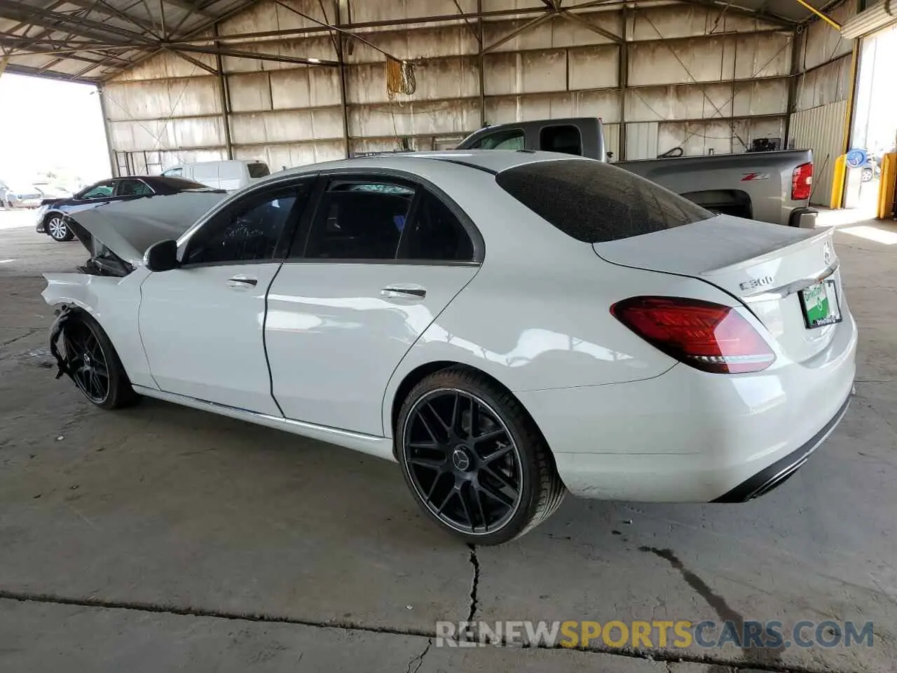 2 fotografías del automóvil dañado WDDWF8DB4KR462407 MERCEDES-BENZ C-CLASS 2019